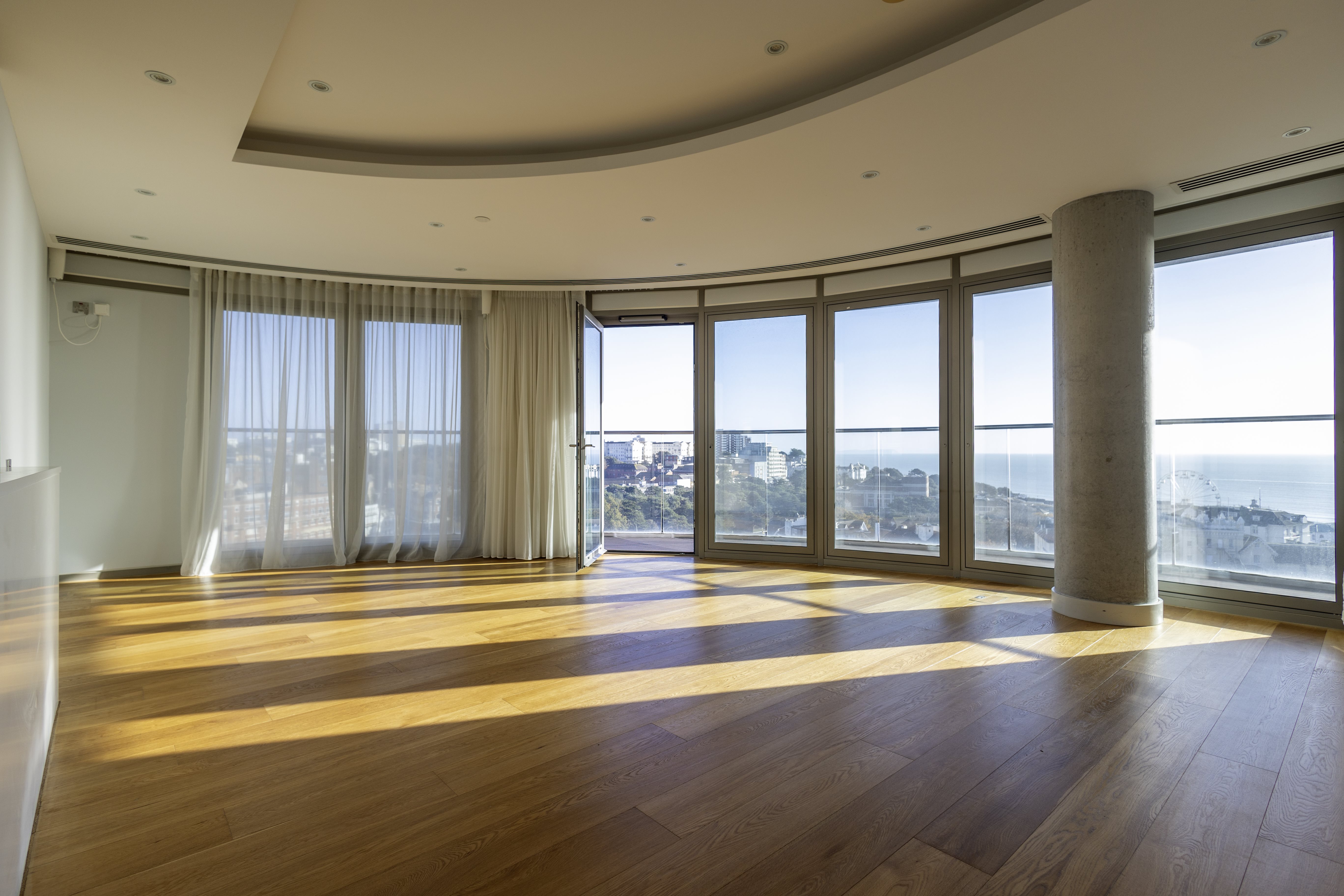 2 bed flat for sale in Terrace Road, Bournemouth  - Property Image 4