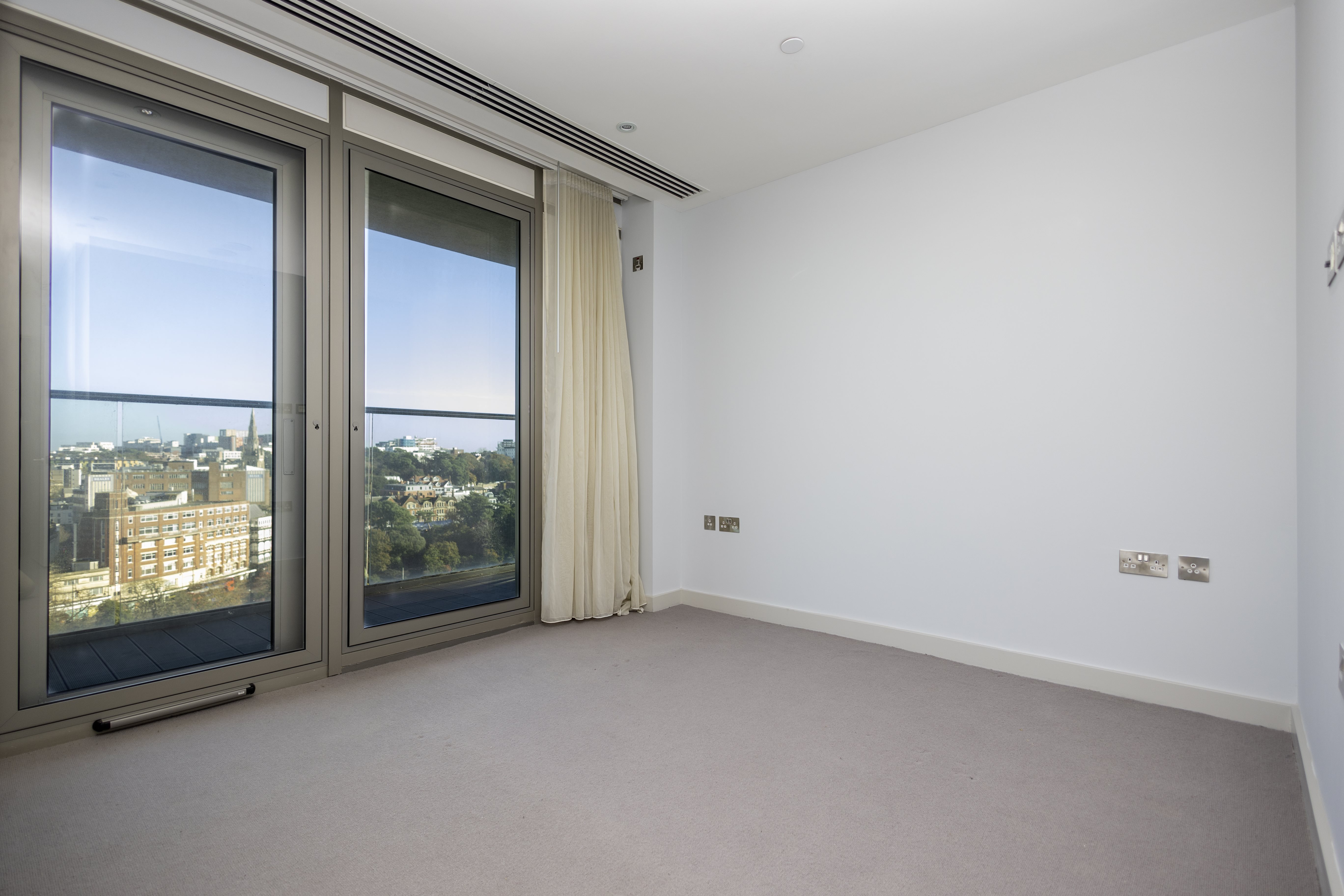 2 bed flat for sale in Terrace Road, Bournemouth  - Property Image 11