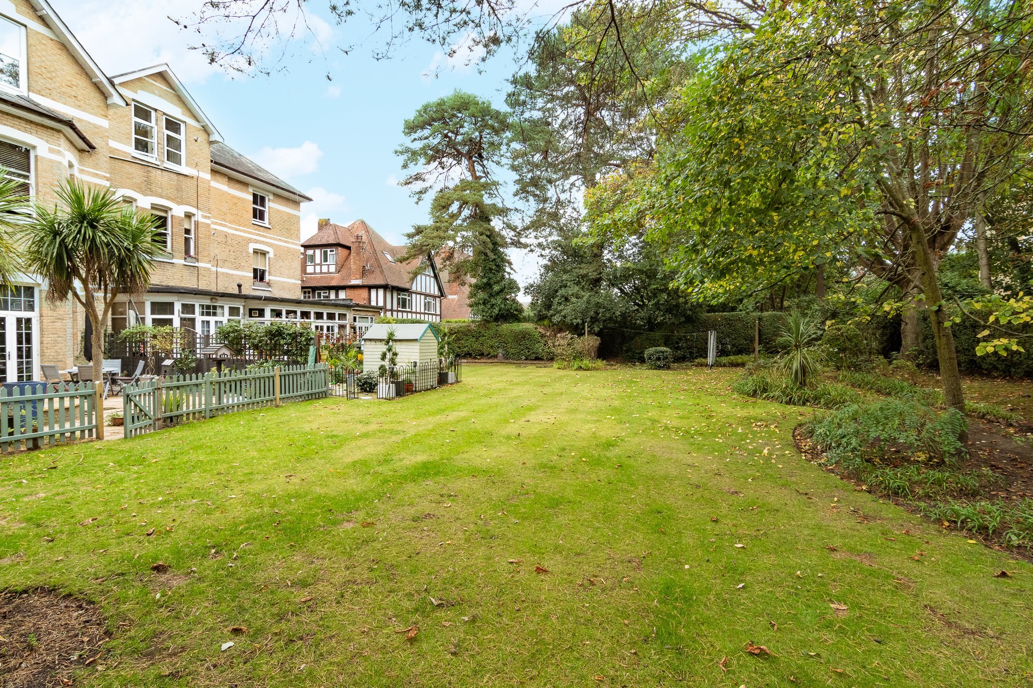 2 bed flat for sale in Christchurch Road, East Cliff, BH1 12