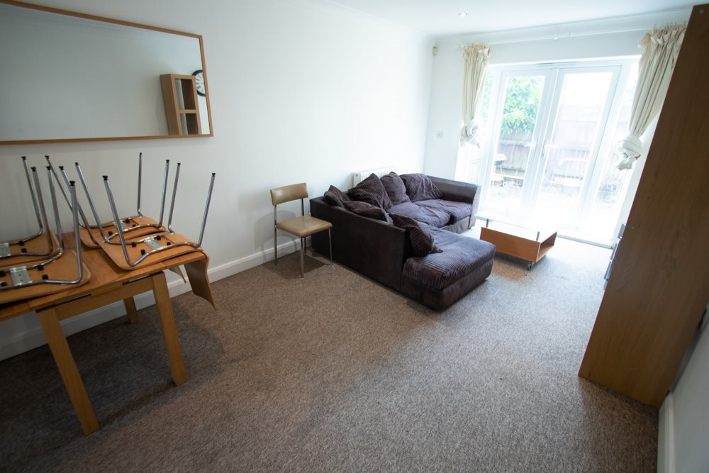 4 bed house for sale in Portchester Place, Bournemouth 1