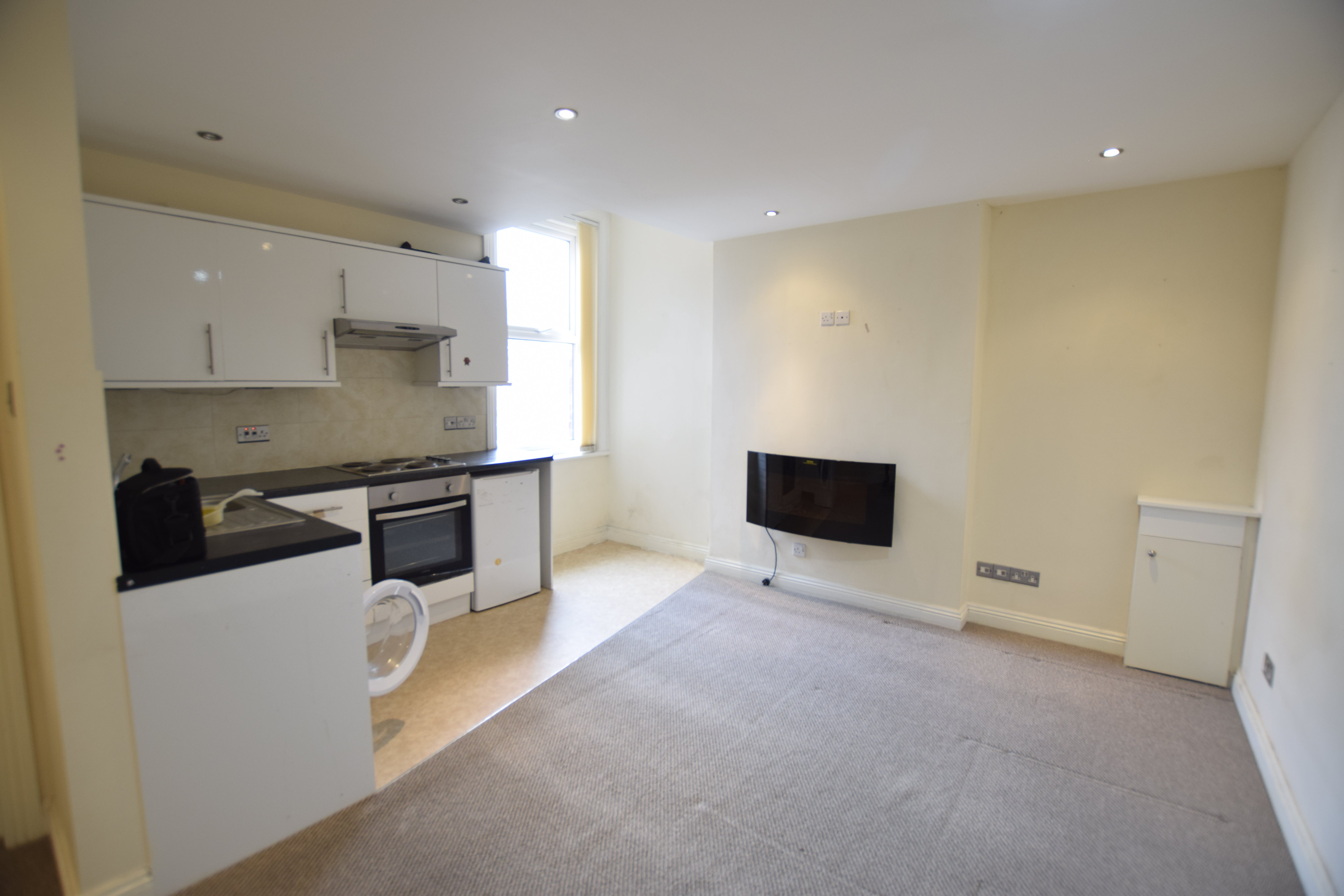 1 bed flat for sale in Cecil Road, Bournemouth 1