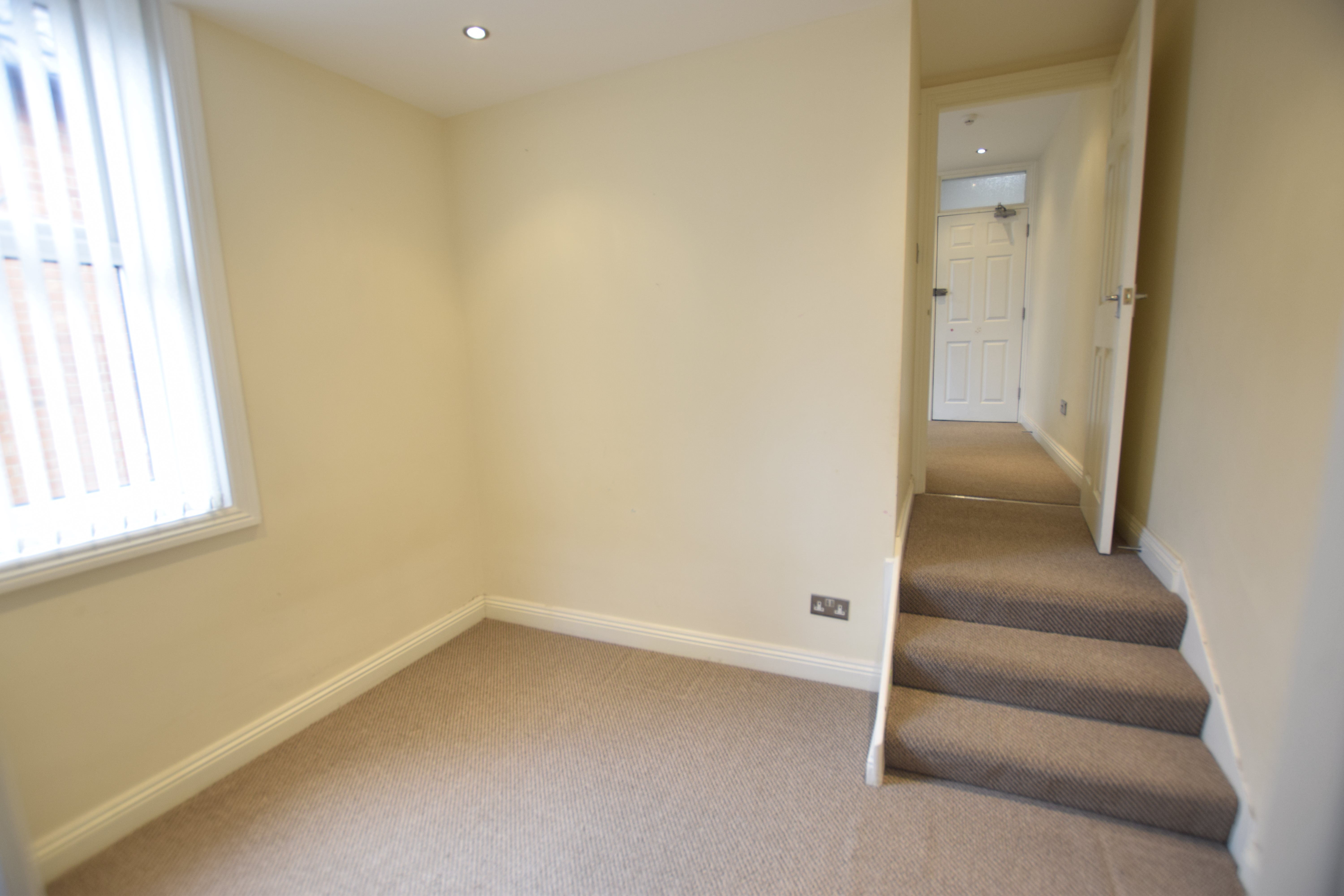 1 bed flat for sale in Cecil Road, Bournemouth  - Property Image 5