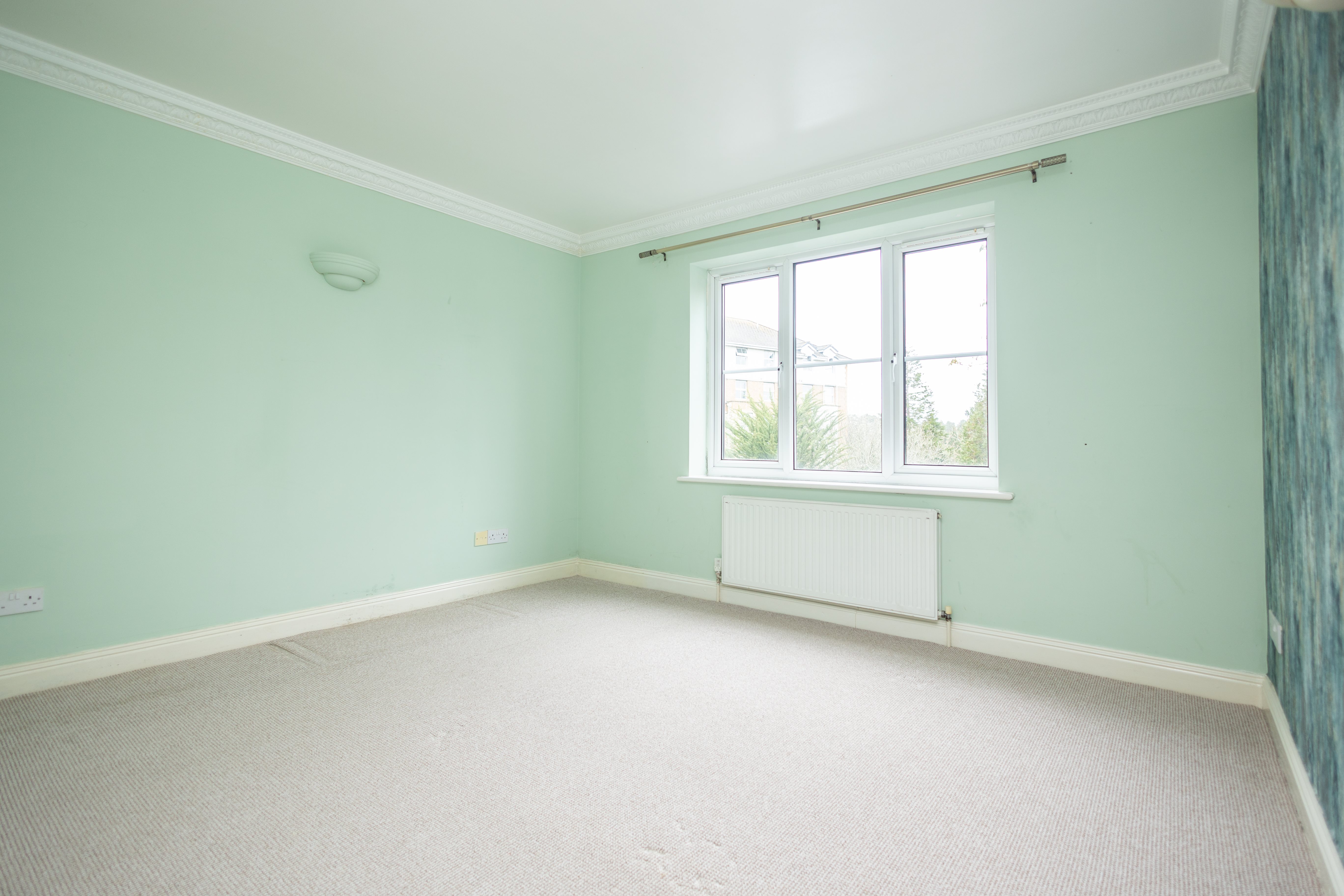 2 bed flat for sale in Norwich Avenue West, Westbourne, BH2 3