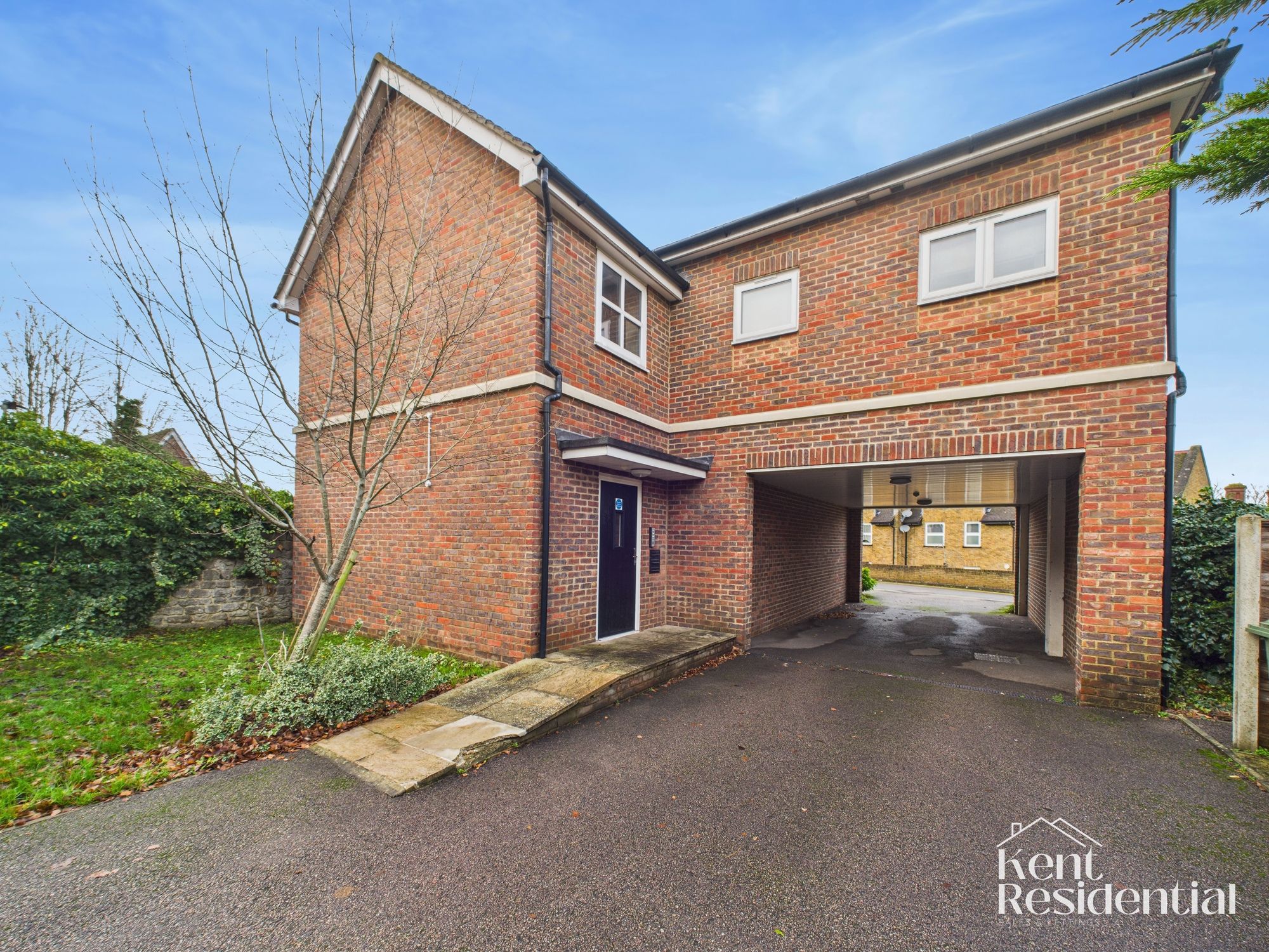 1 Bed Flat For Sale In College Avenue, College Place College Avenue, ME15