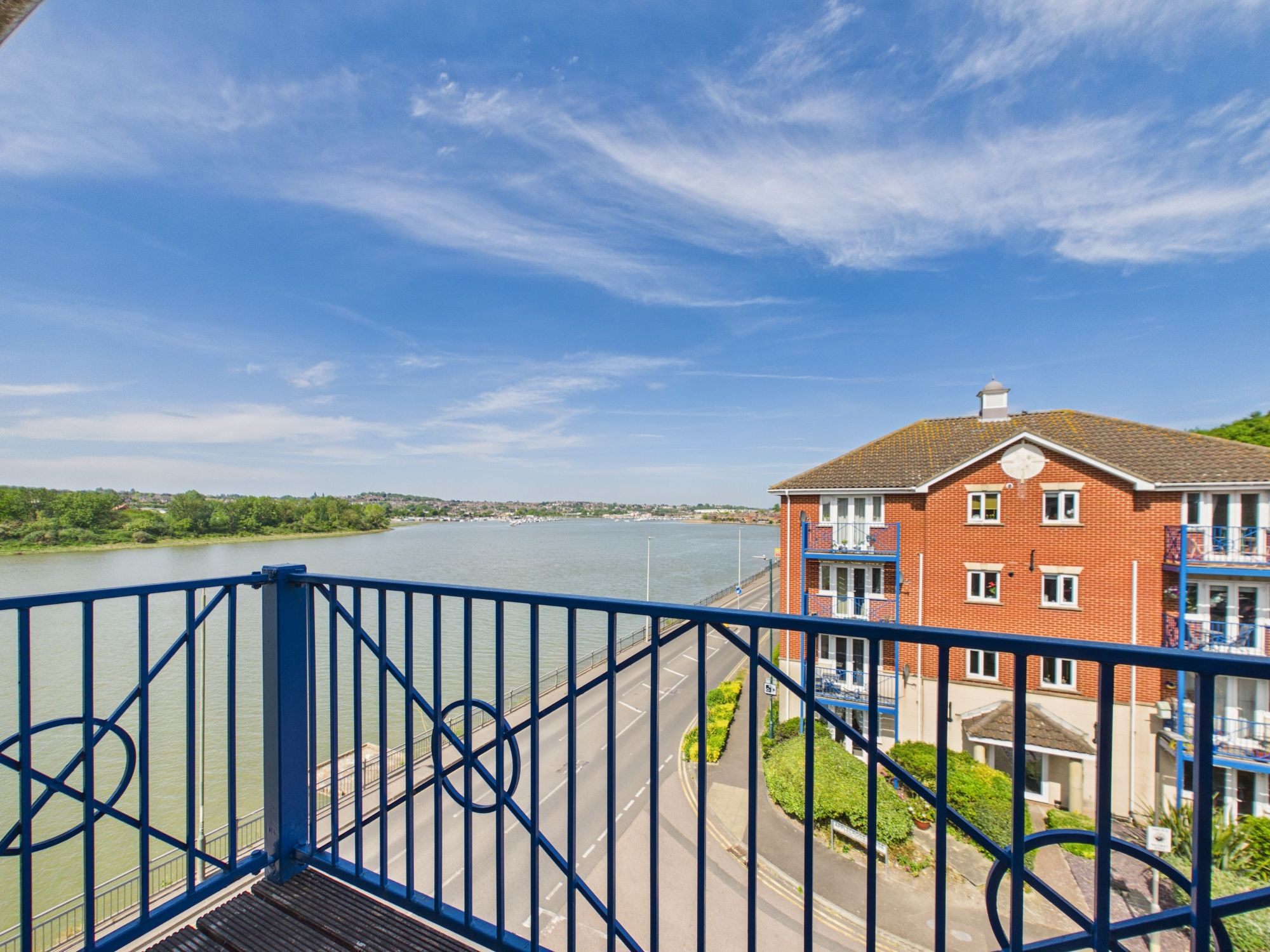 2 Bed For Sale In Applecross Close, Rochester, ME1