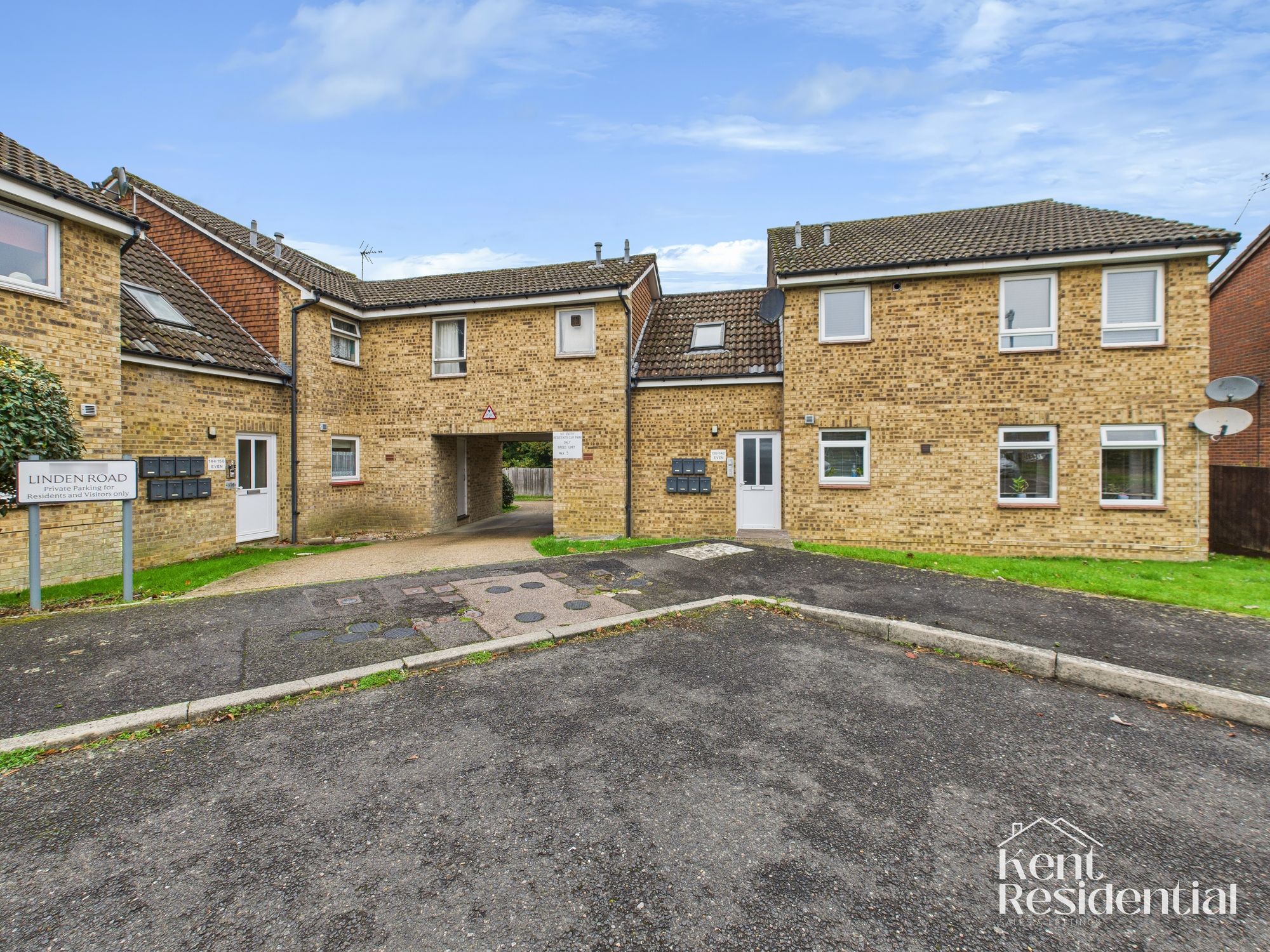 1 bed apartment in Linden Road, Coxheath, ME17