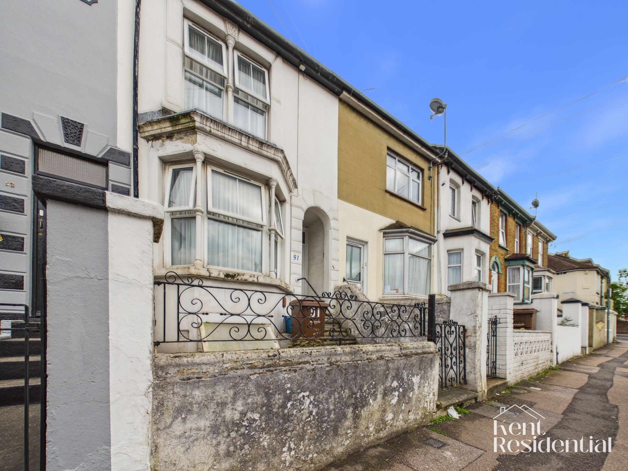2 Bed Terraced House For Sale In Gillingham Road, Gillingham, ME7