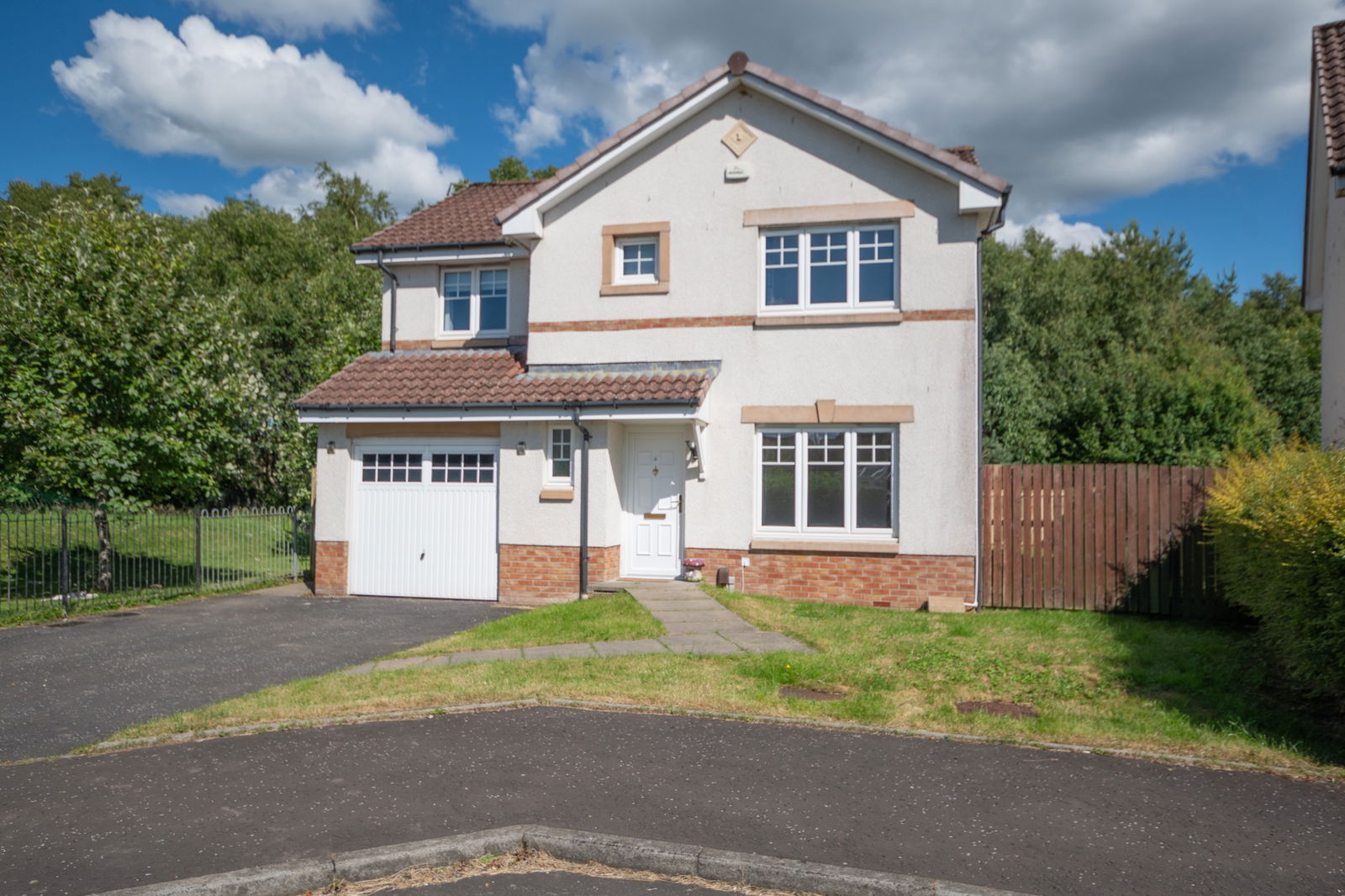 4 bed detached house for sale in Grainger Way, Motherwell, ML1 3GY  - Property Image 1