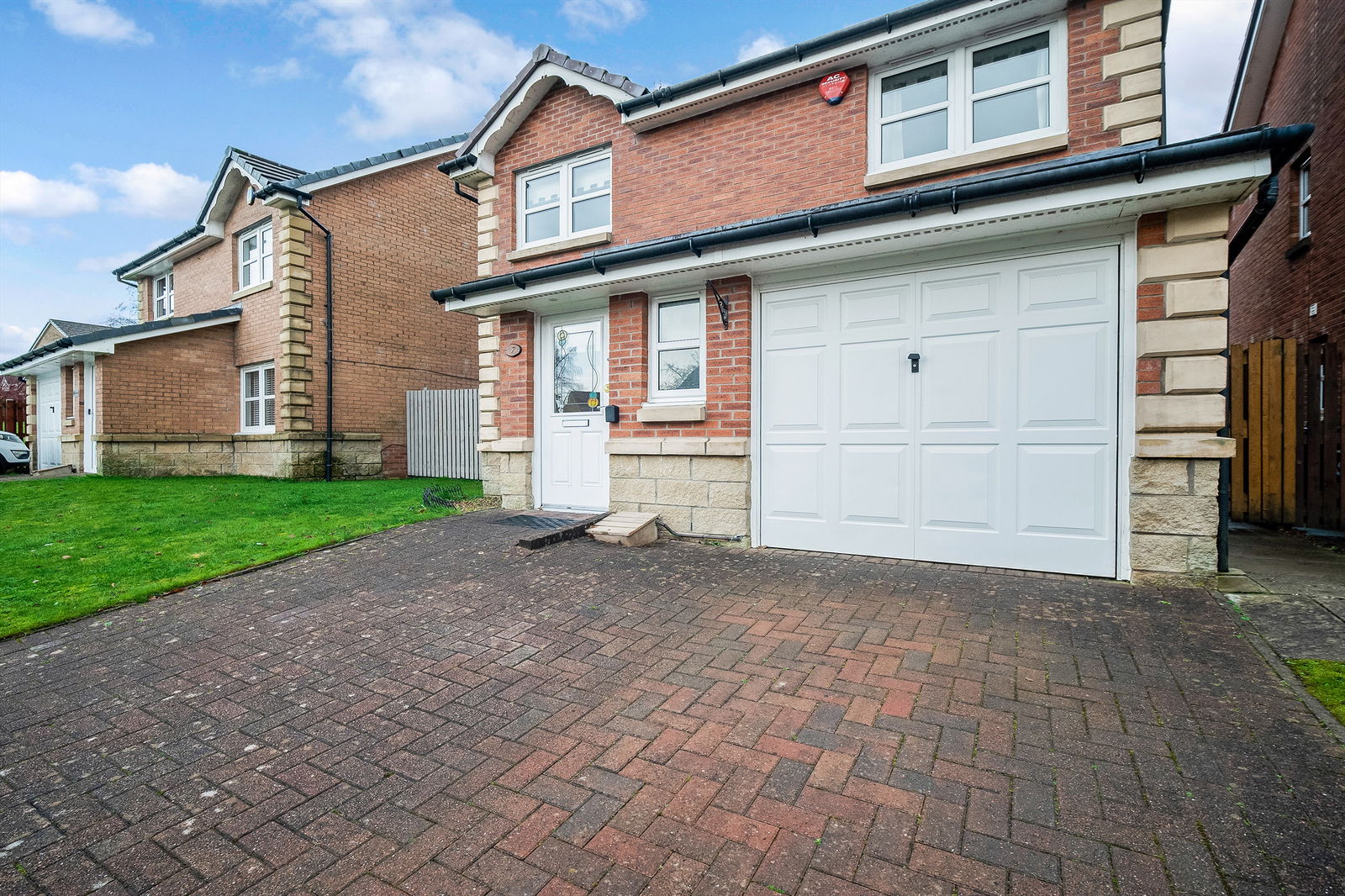 3 bed detached house for sale in Brendon Avenue, East Kilbride, Glasgow, G75 9GT  - Property Image 25