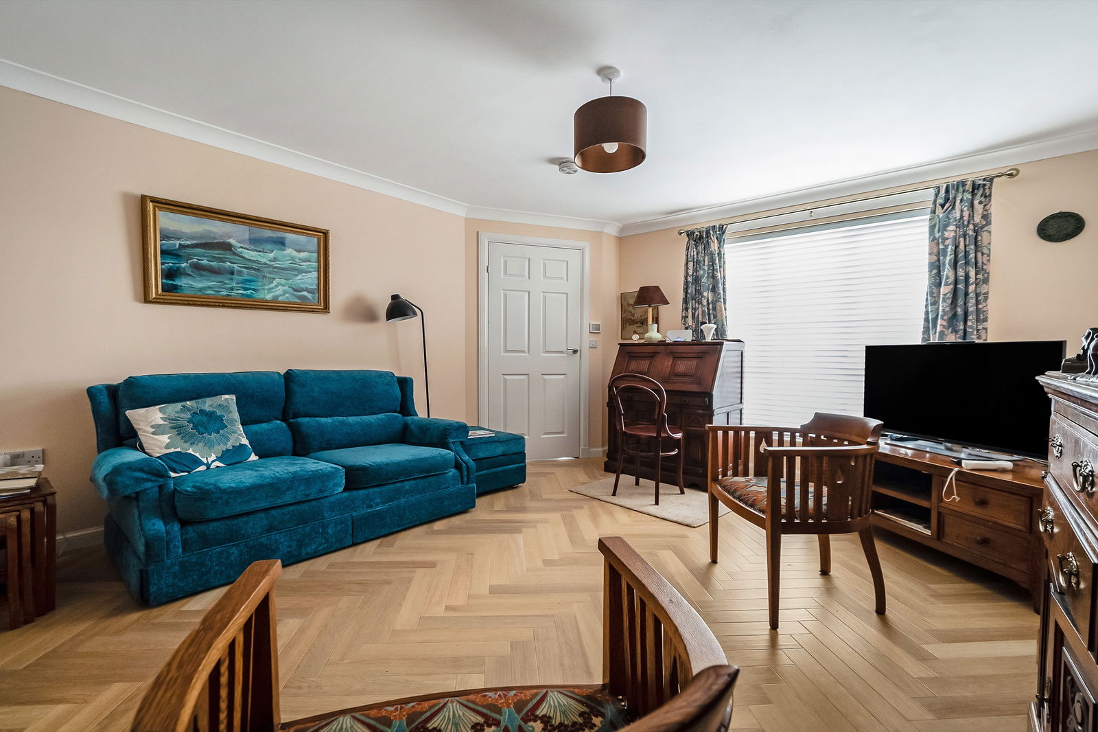3 bed terraced house for sale in High Barrwood Road, Kilsyth, Glasgow, G65 0EE  - Property Image 3