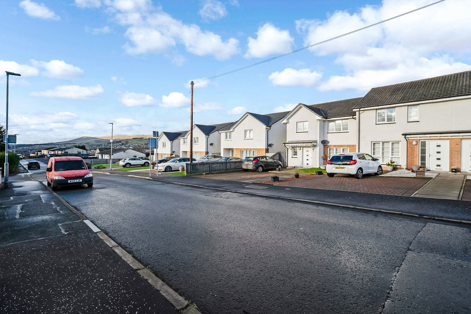 3 bed terraced house for sale in High Barrwood Road, Kilsyth, Glasgow, G65 0EE  - Property Image 28