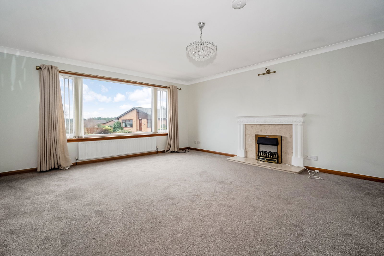 4 bed bungalow for sale in Fairways Avenue, Maddiston, Falkirk, FK2 0NY  - Property Image 6