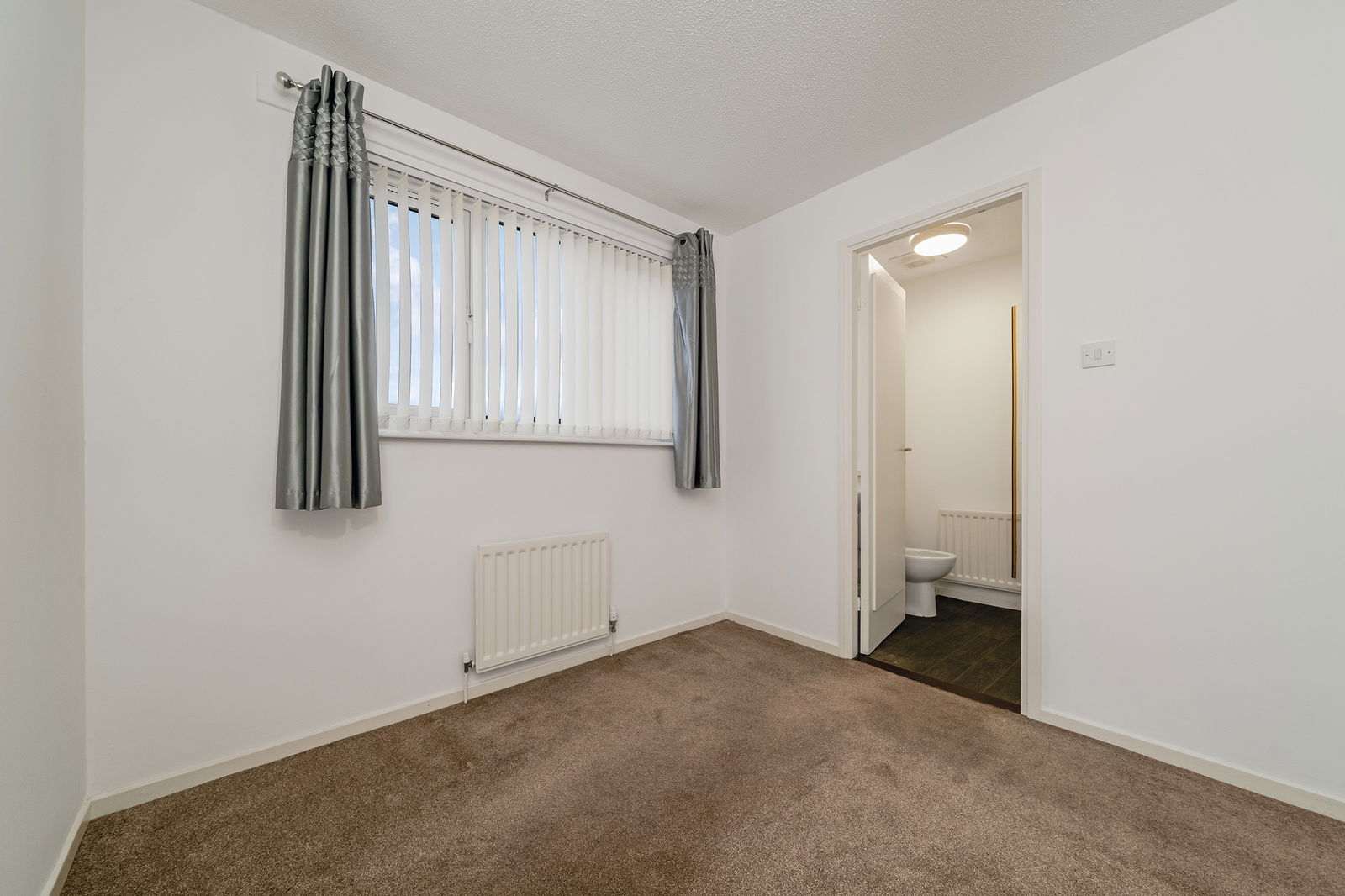 3 bed detached house for sale in Torlea Place, Larbert, FK5 4QZ  - Property Image 17