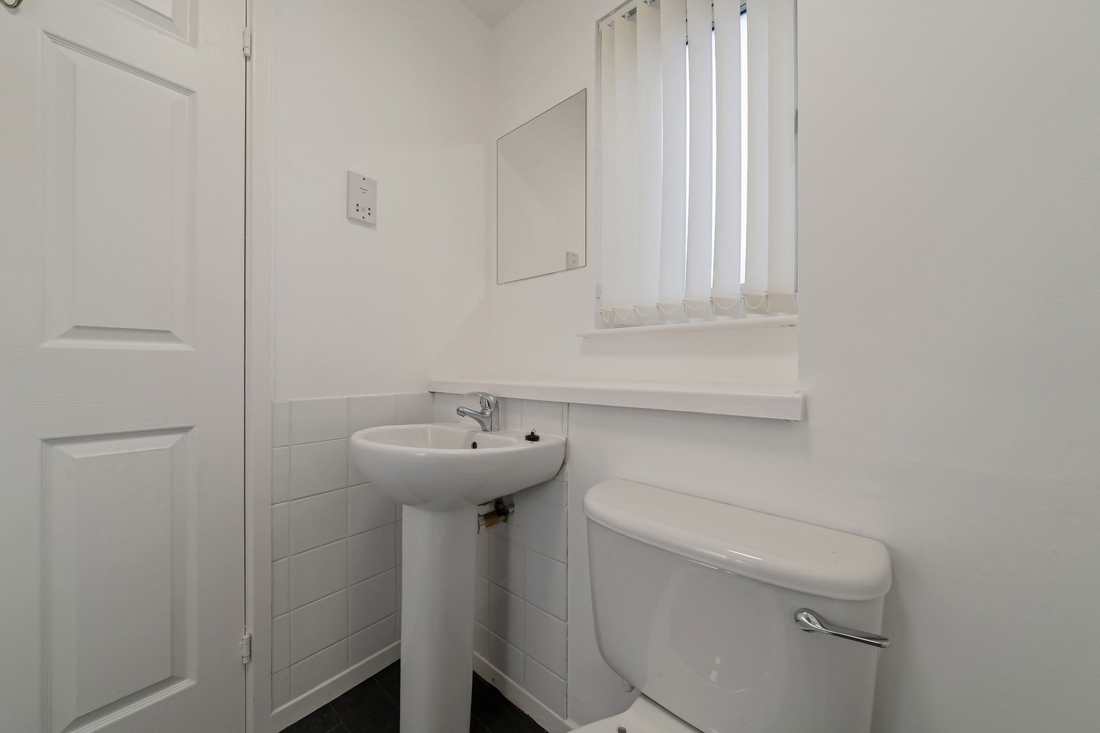 3 bed detached house for sale in Torlea Place, Larbert, FK5 4QZ  - Property Image 19