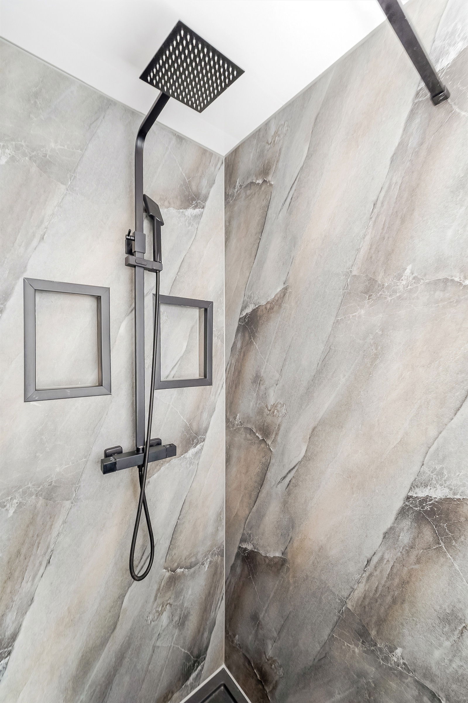 3 bed flat for sale in Hawick Street, Glasgow, G13 4EE  - Property Image 11