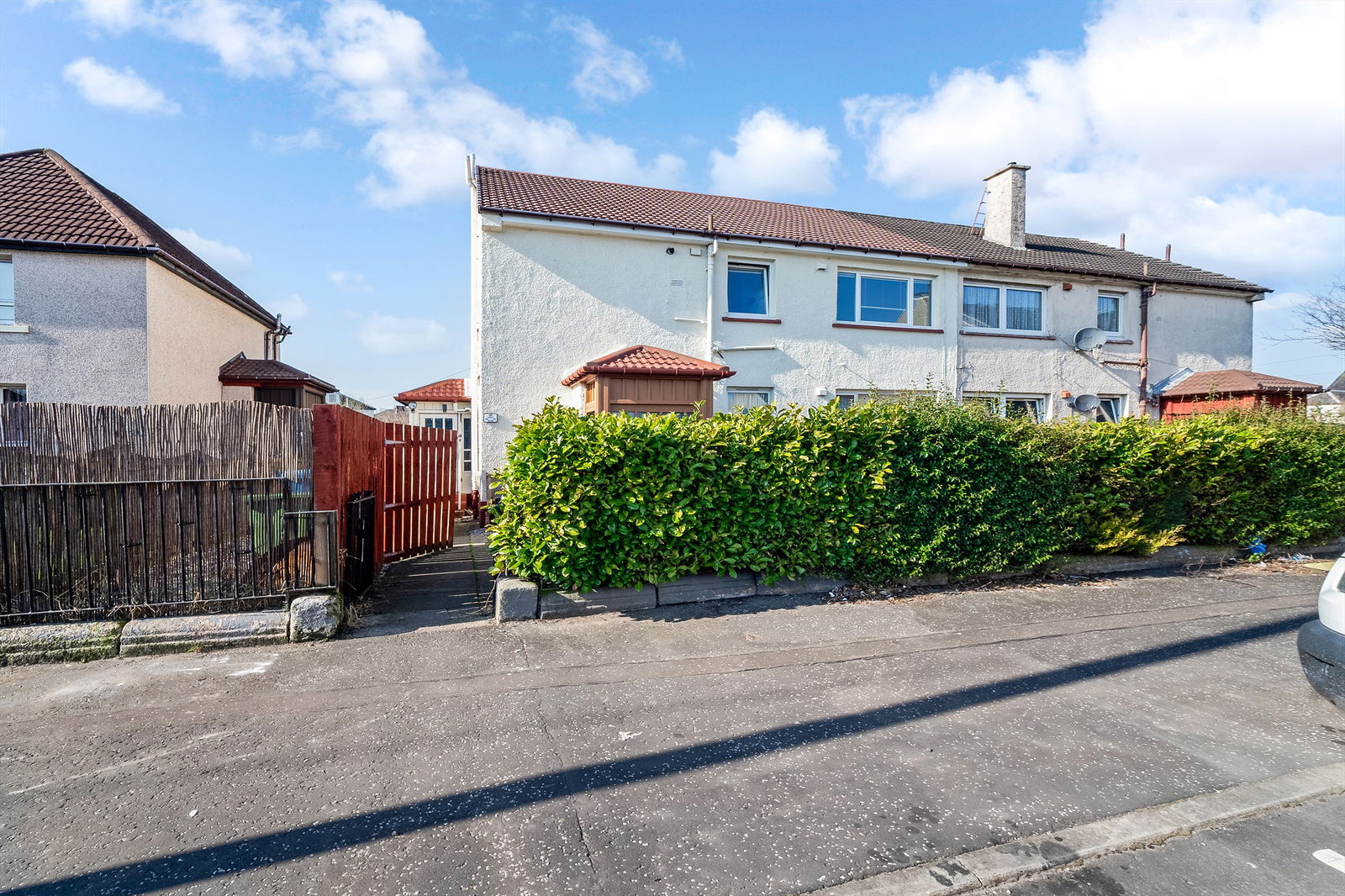 3 bed flat for sale in Hawick Street, Glasgow, G13 4EE  - Property Image 1