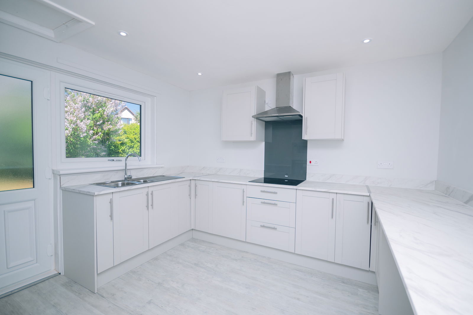 3 bed bungalow for sale in Highland Crescent, Crieff, PH7 4LH  - Property Image 3