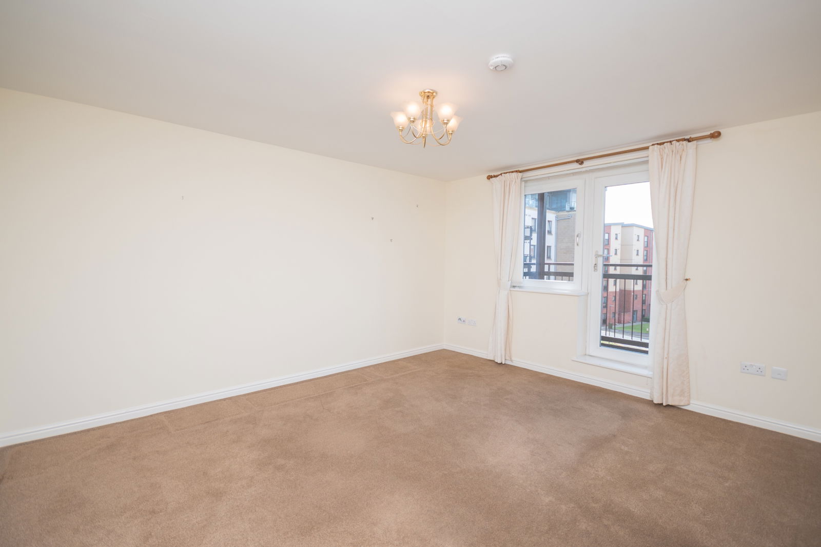 2 bed flat for sale in Slateford Gait, Edinburgh, EH11 1GW  - Property Image 9