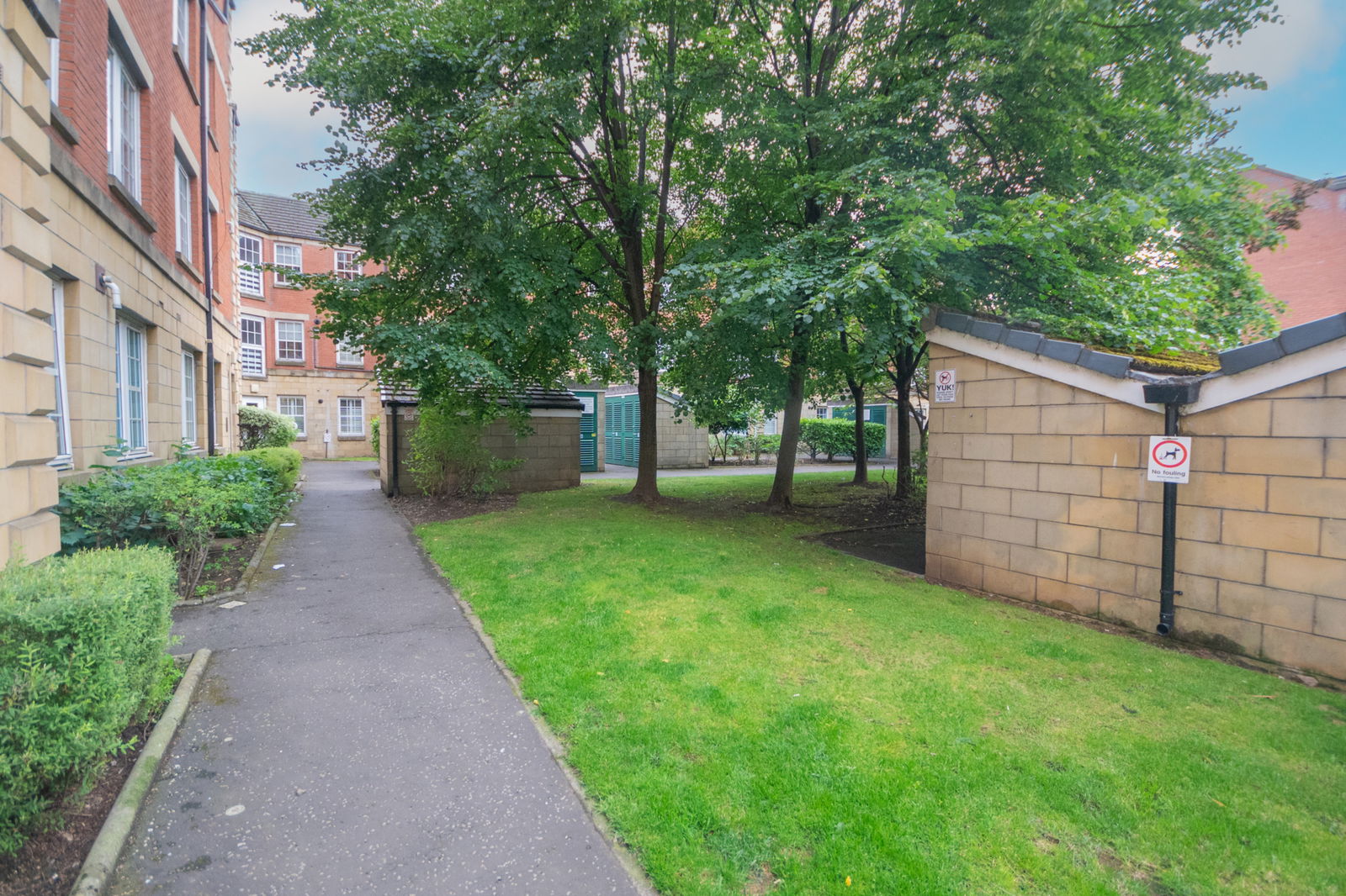 2 bed flat for sale in Poplar Lane, Edinburgh, EH6 7HD  - Property Image 2