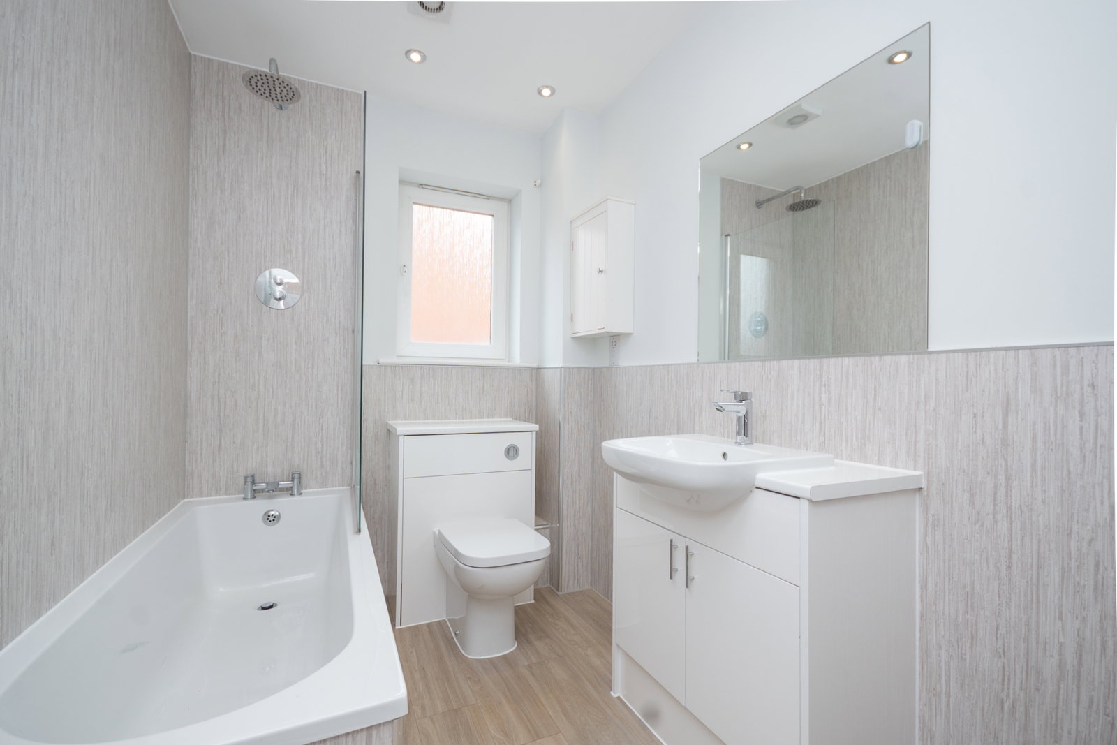 4 bed detached house for sale in Helen Gardens, Greenock, PA15 2WD  - Property Image 23