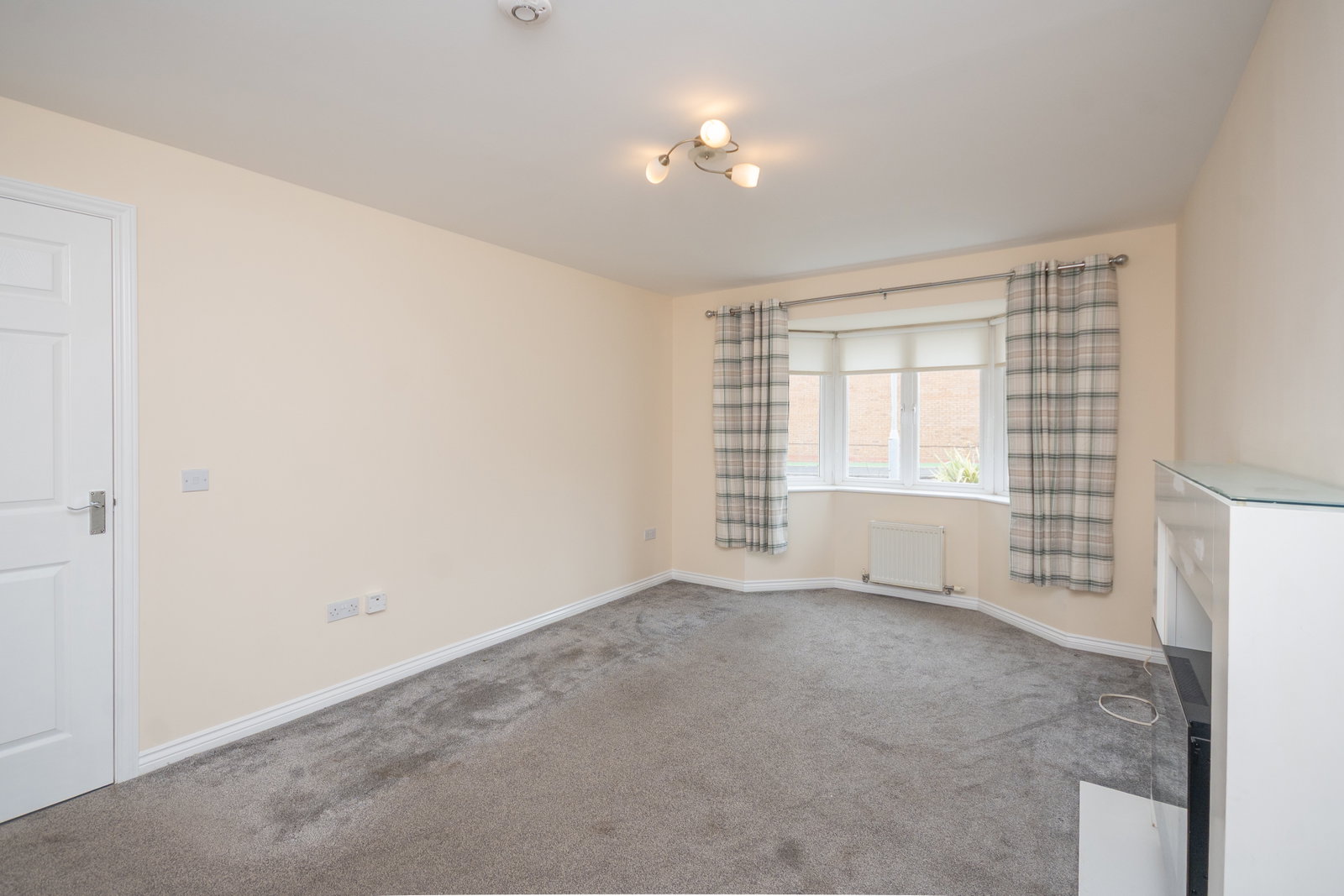 4 bed detached house for sale in Helen Gardens, Greenock, PA15 2WD  - Property Image 4