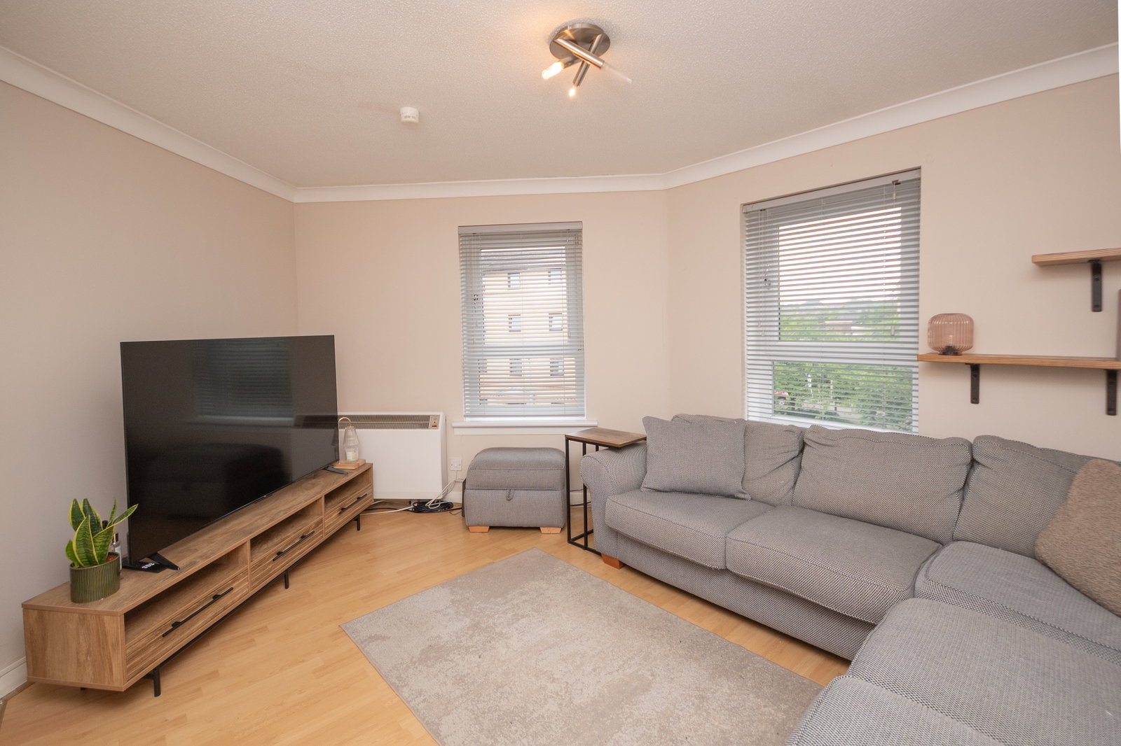 2 bed flat for sale in Grovepark Gardens, Glasgow, G20 7JB  - Property Image 4