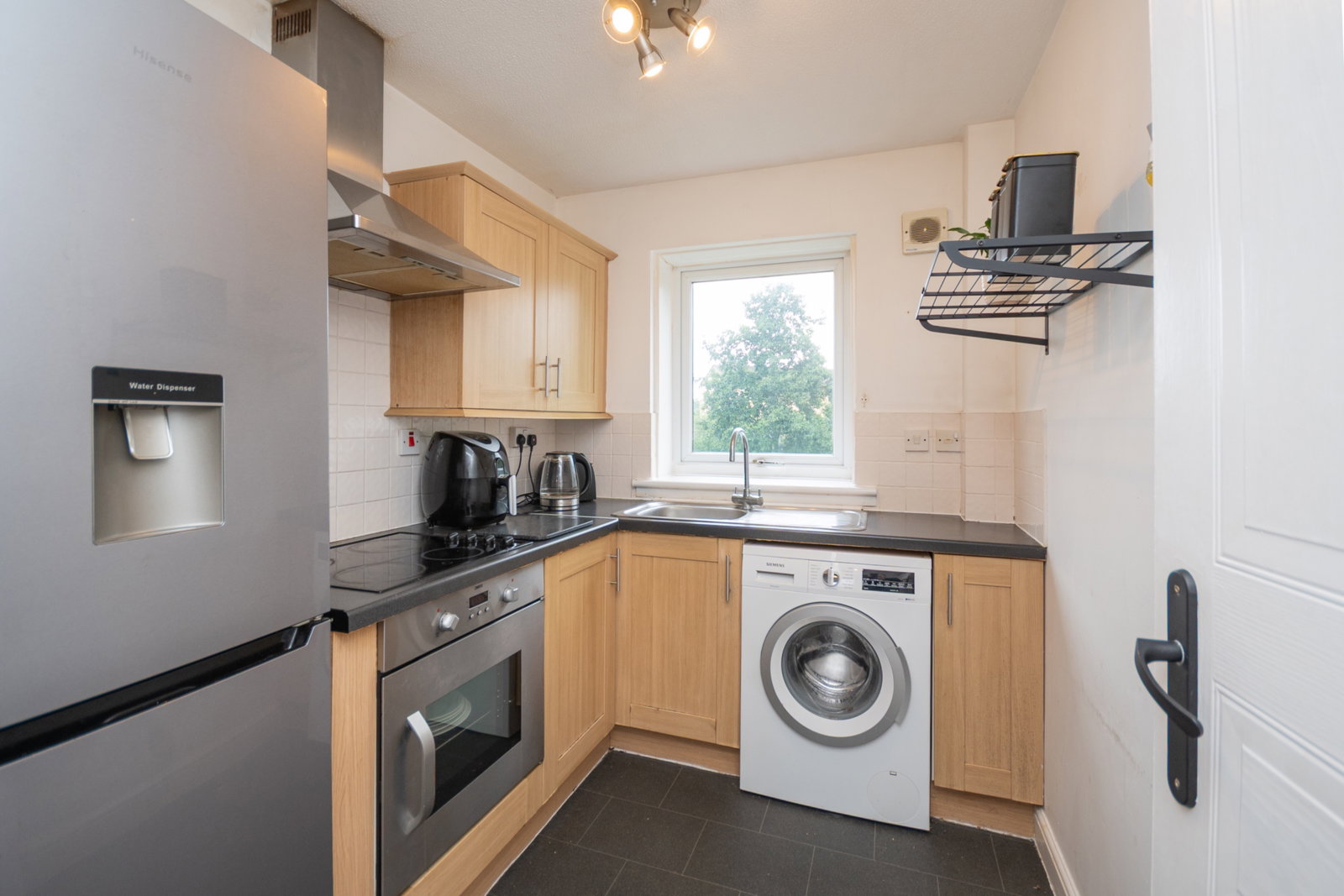 2 bed flat for sale in Grovepark Gardens, Glasgow, G20 7JB  - Property Image 5