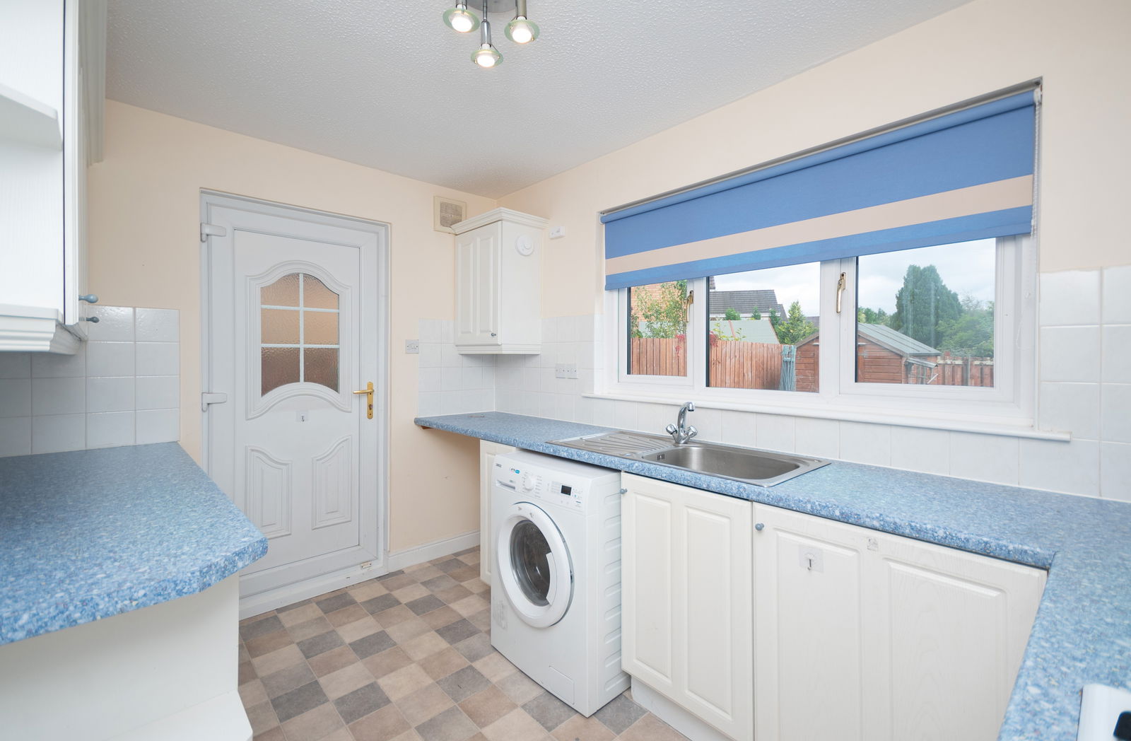 3 bed detached house for sale in Glen Clova Gardens, Kilmarnock, KA2 0LT  - Property Image 7