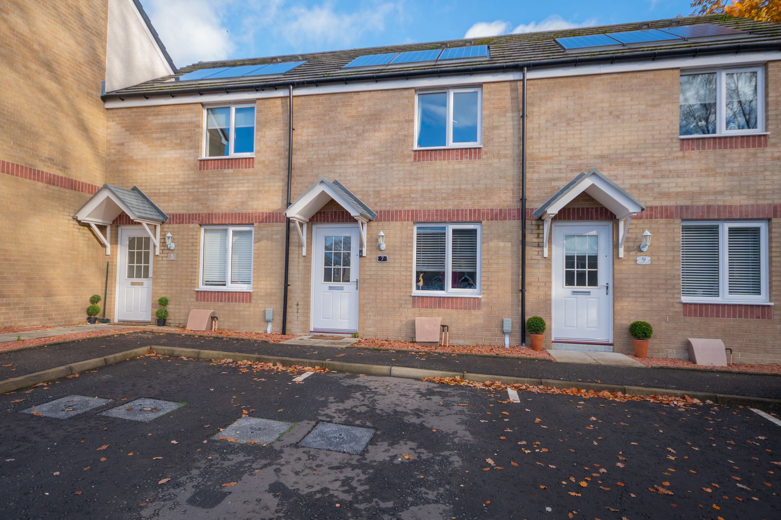2 bed terraced house for sale in Helensburgh , G84 8FD - Property Image 1
