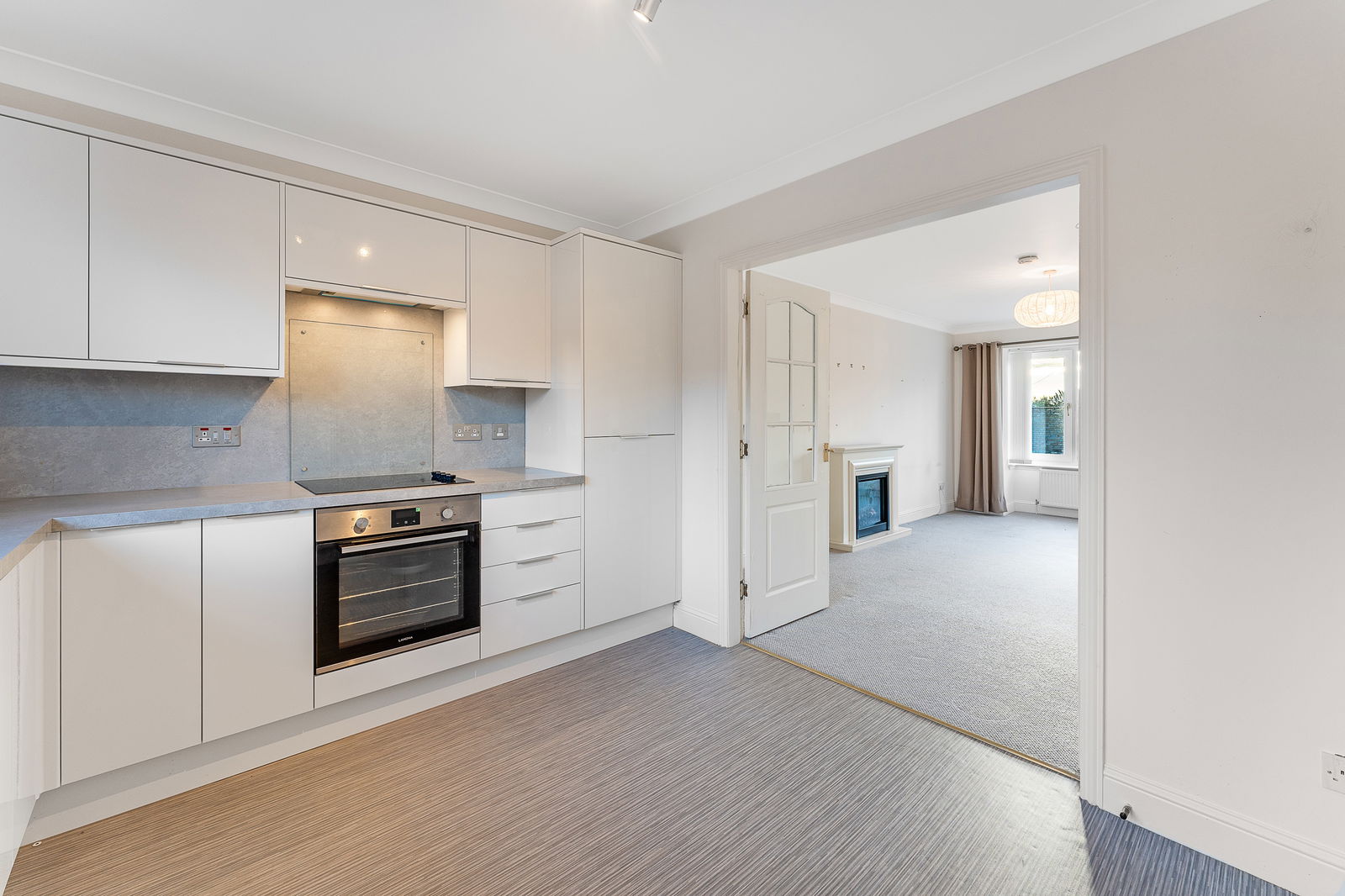 2 bed detached house for sale in Malcolm Gardens, Irvine, KA12 0EN  - Property Image 3