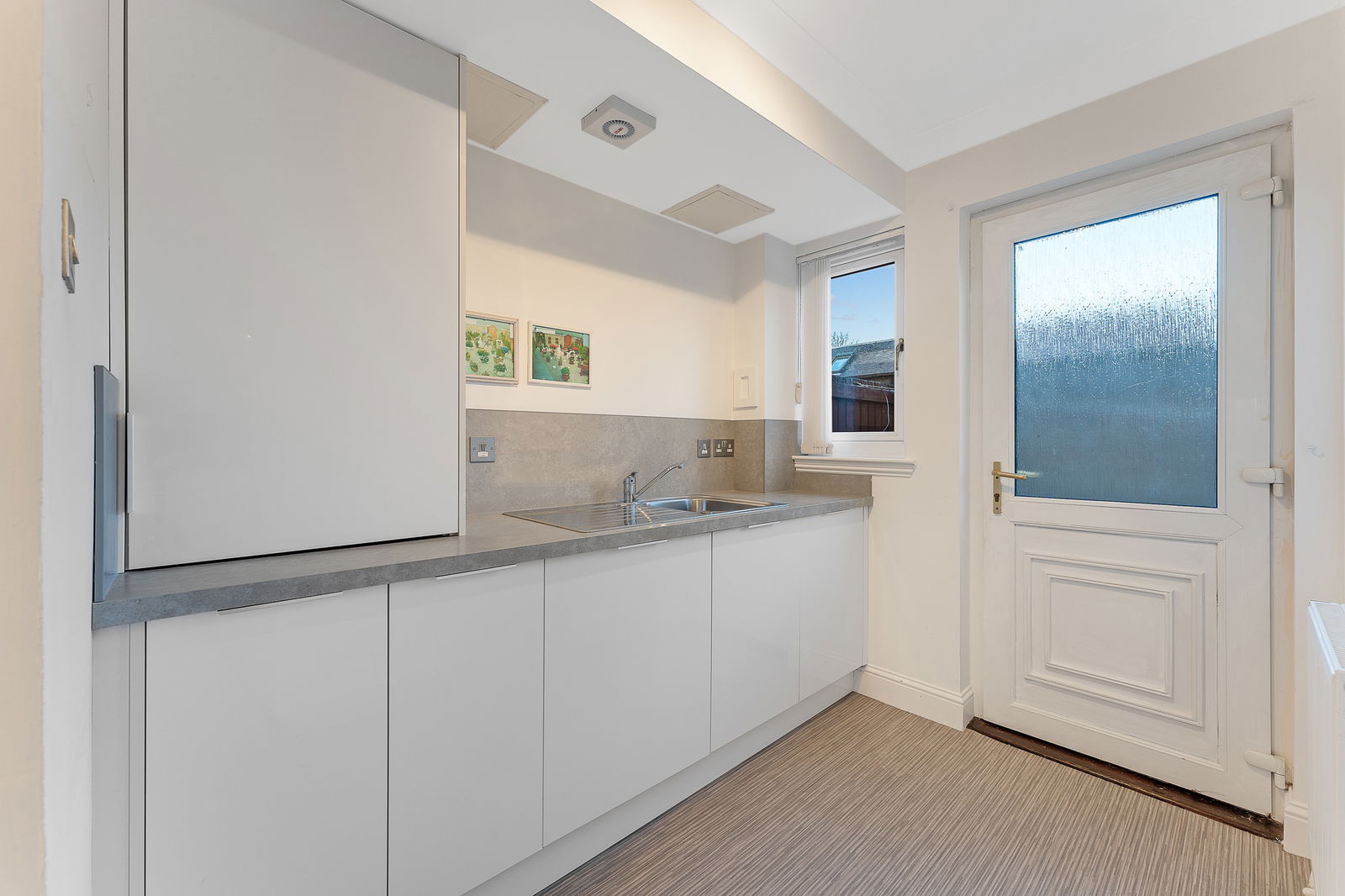 2 bed detached house for sale in Malcolm Gardens, Irvine, KA12 0EN  - Property Image 6