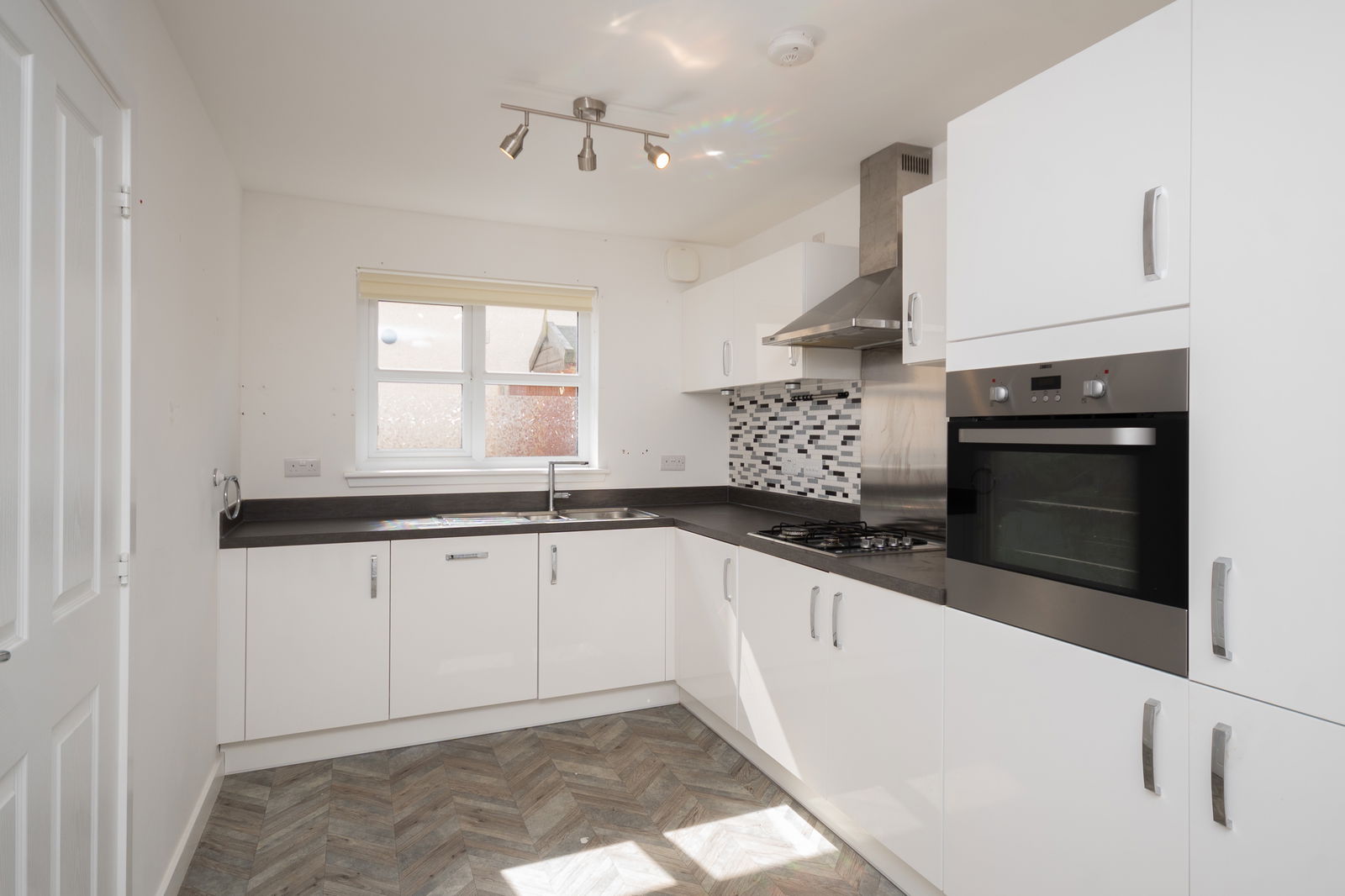 3 bed semi-detached house for sale in Tyndrum Crescent, Hamilton  - Property Image 3