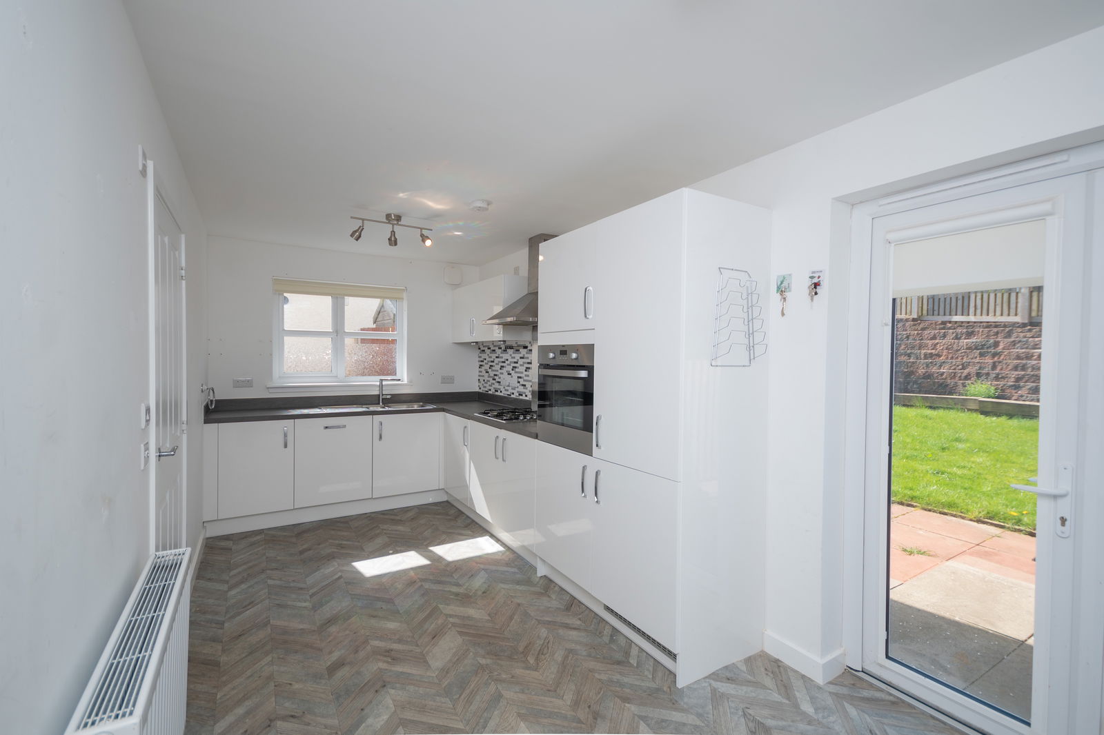 3 bed semi-detached house for sale in Tyndrum Crescent, Hamilton  - Property Image 4