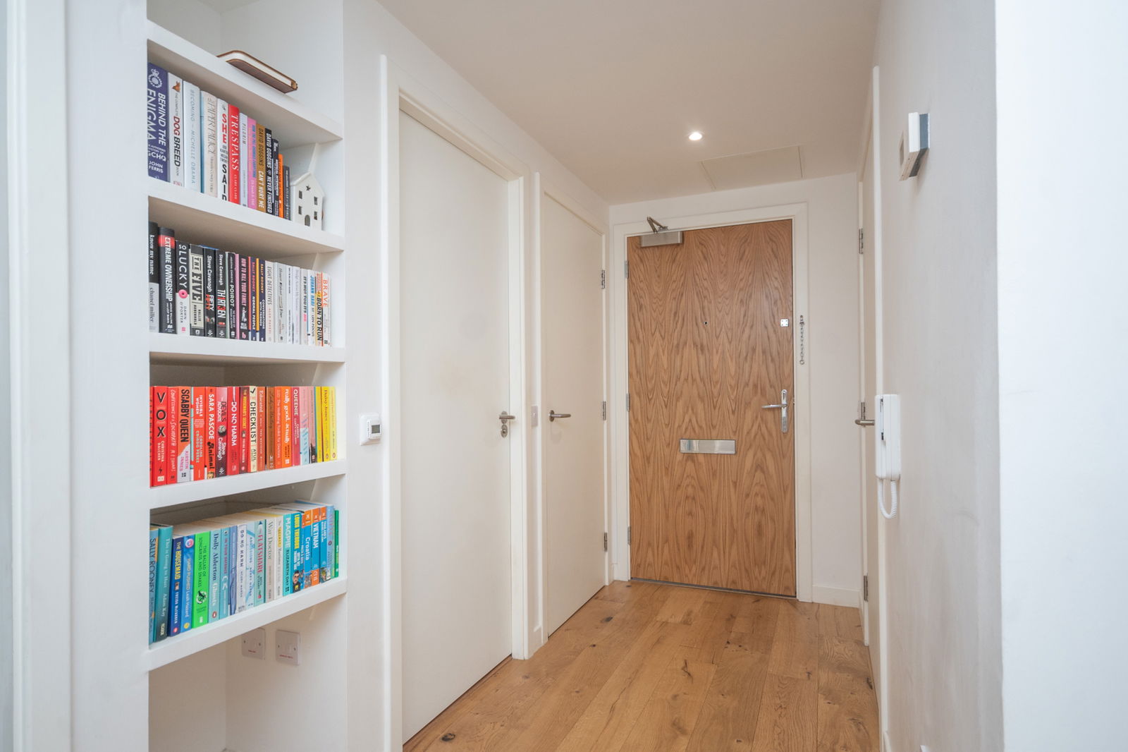 2 bed flat for sale in Hughes Close, Canonmills, EH7 4GN  - Property Image 12