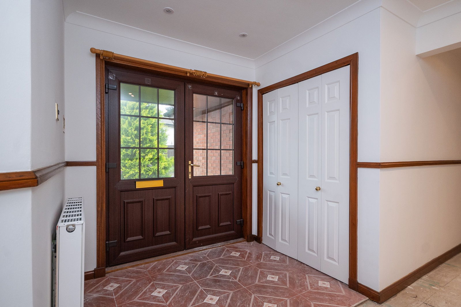 3 bed bungalow for sale in Willow Park, Fauldhouse, Bathgate, EH47 9HN  - Property Image 2