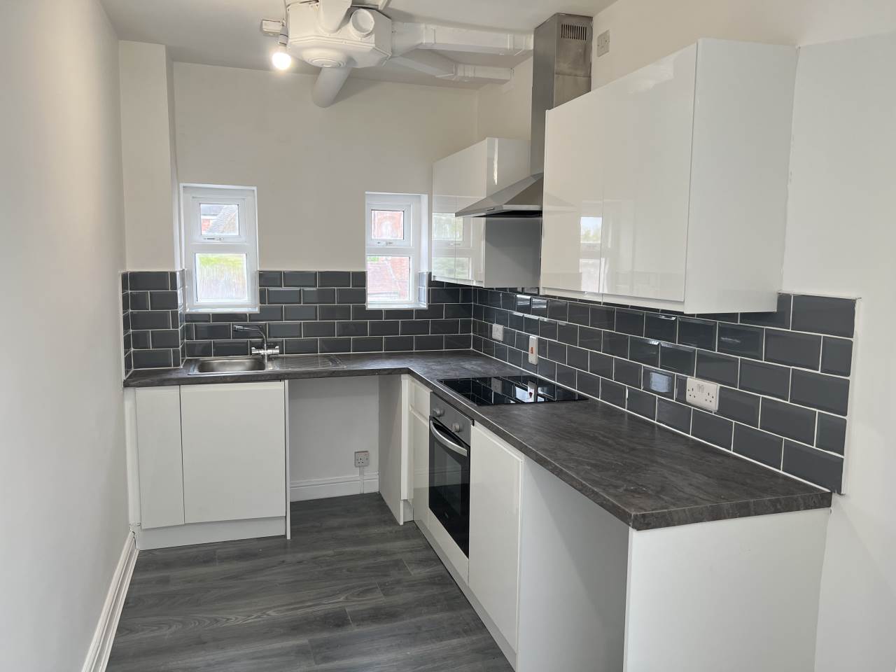 1 bed flat to rent in Bird Street, Lichfield, WS13 1