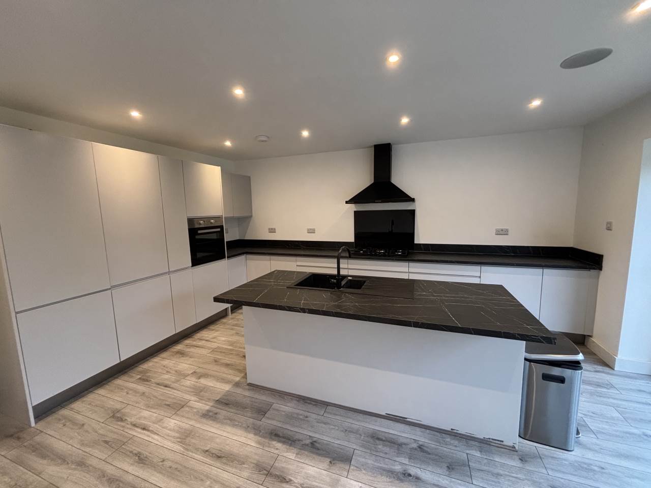 3 bed house to rent in Antrobus Road, Boldmere, B73 - Property Image 1