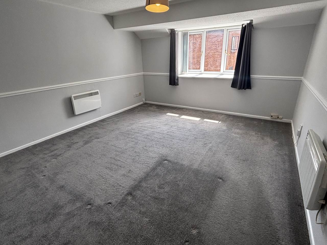 2 bed flat to rent in Knights Close, Erdington, B23 3