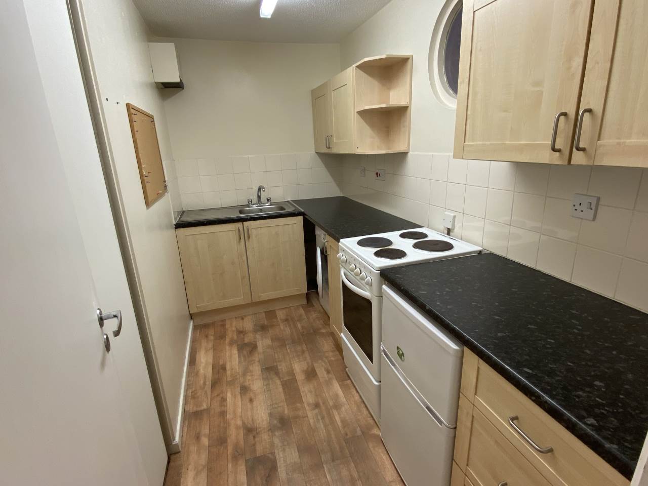 1 bed flat to rent in Knights Close, Erdington, B23  - Property Image 2