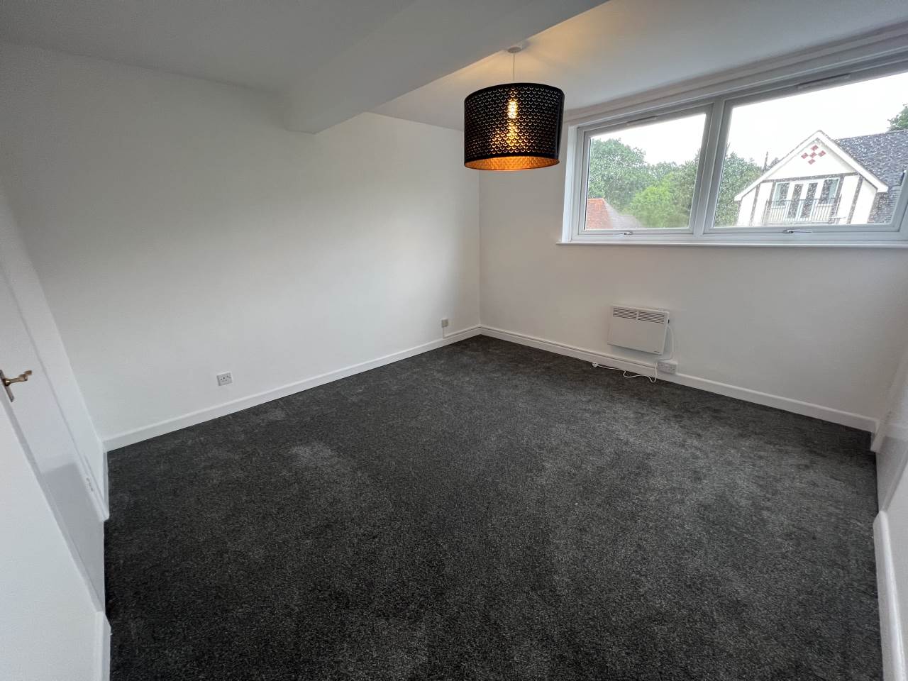 2 bed flat to rent in Burnett Road, Streetly, B74 5