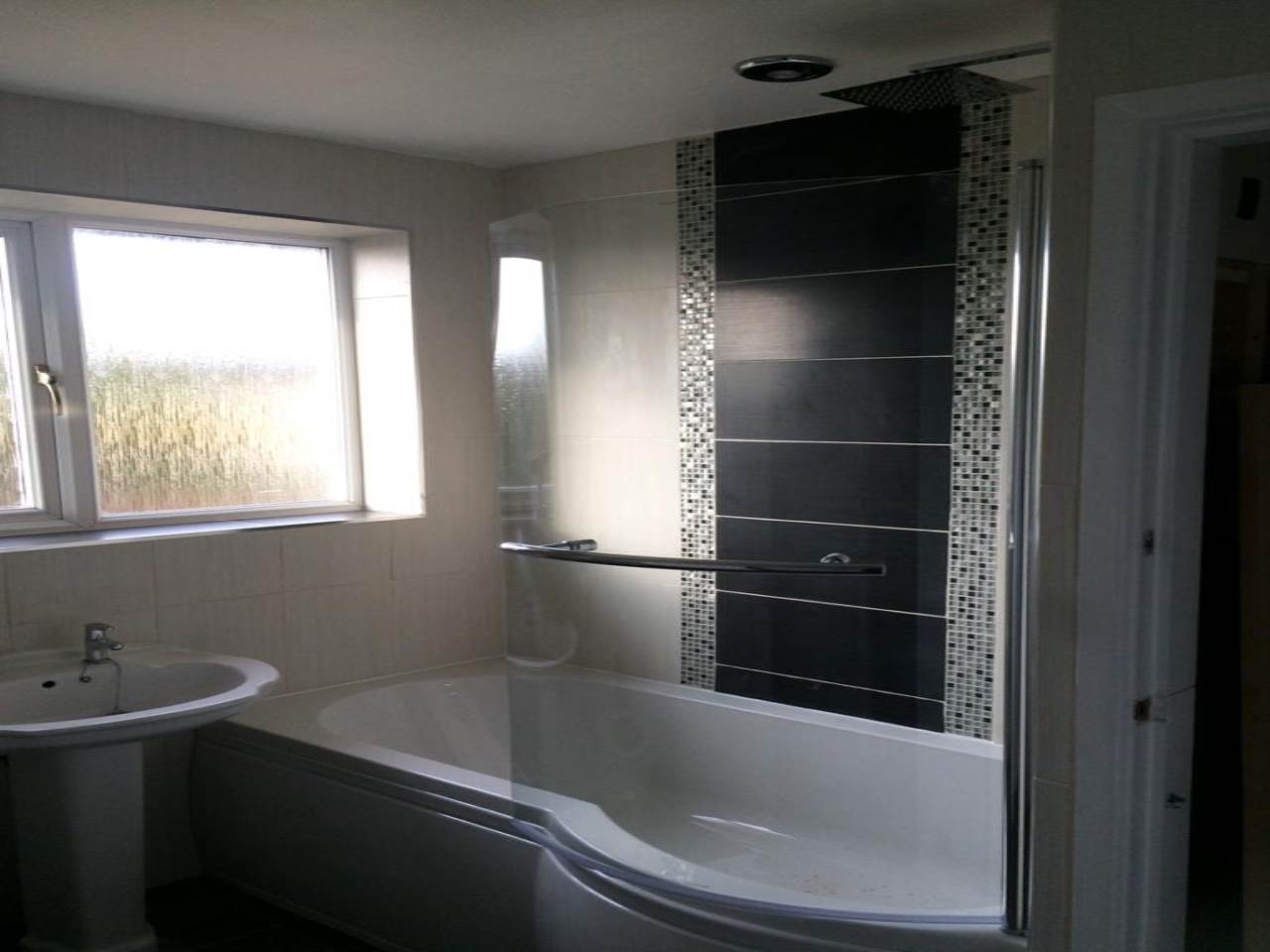 3 bed house to rent in Beechcroft Crescent, Sutton Coldfield, B74 6