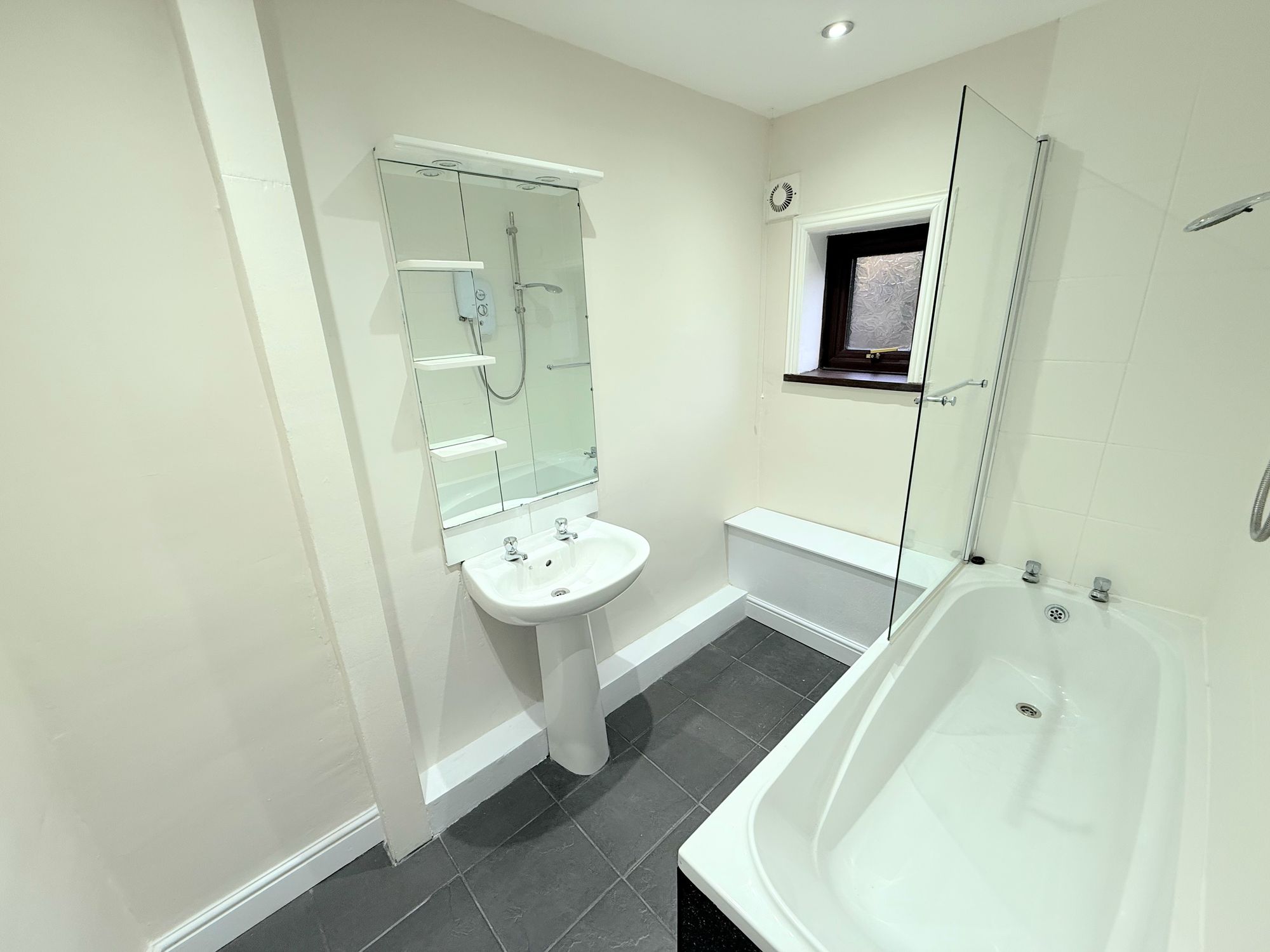 2 bed end of terrace house for sale in Woodlands Mount, Halifax 9