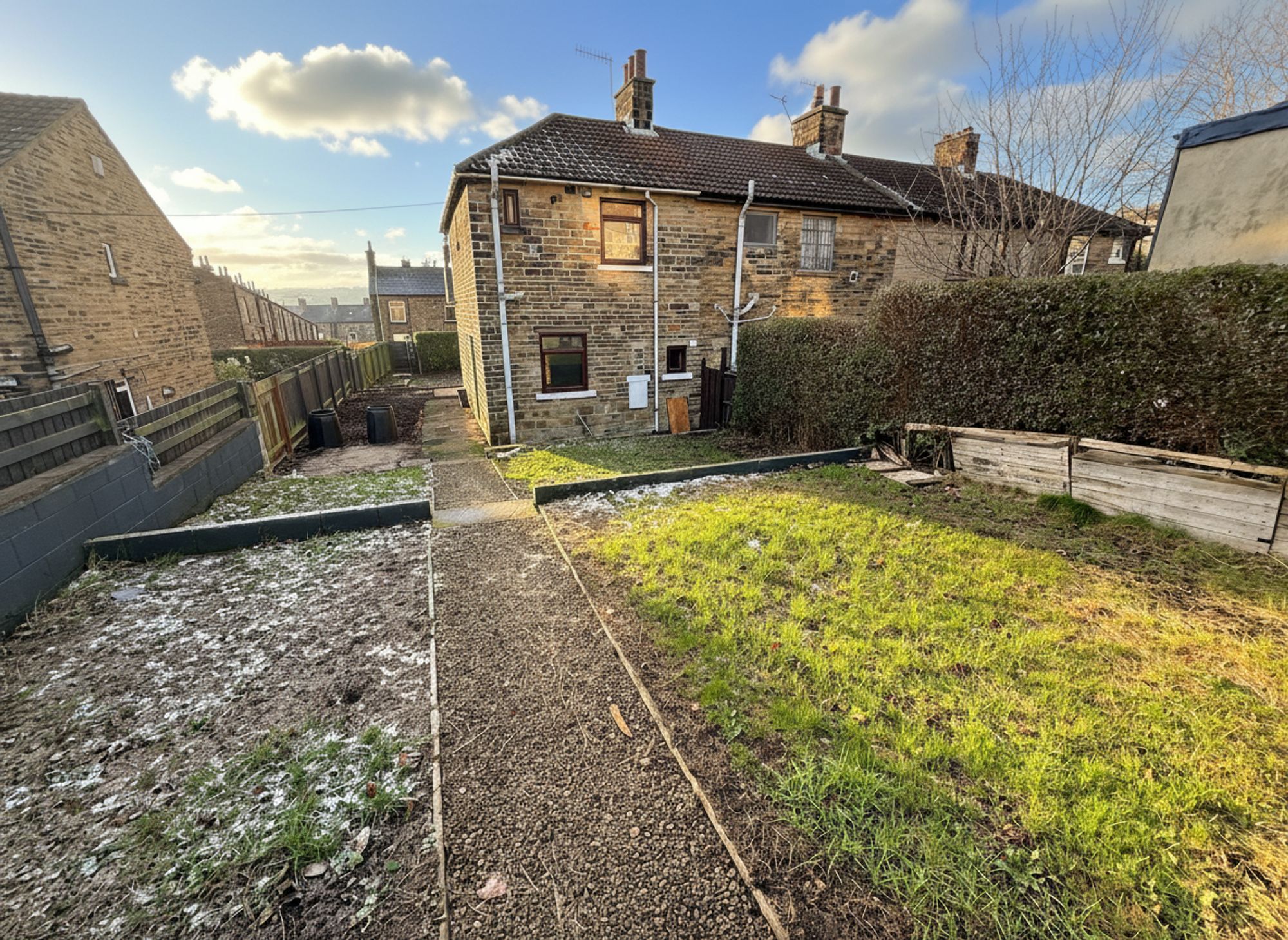 2 bed end of terrace house for sale in Woodlands Mount, Halifax 20