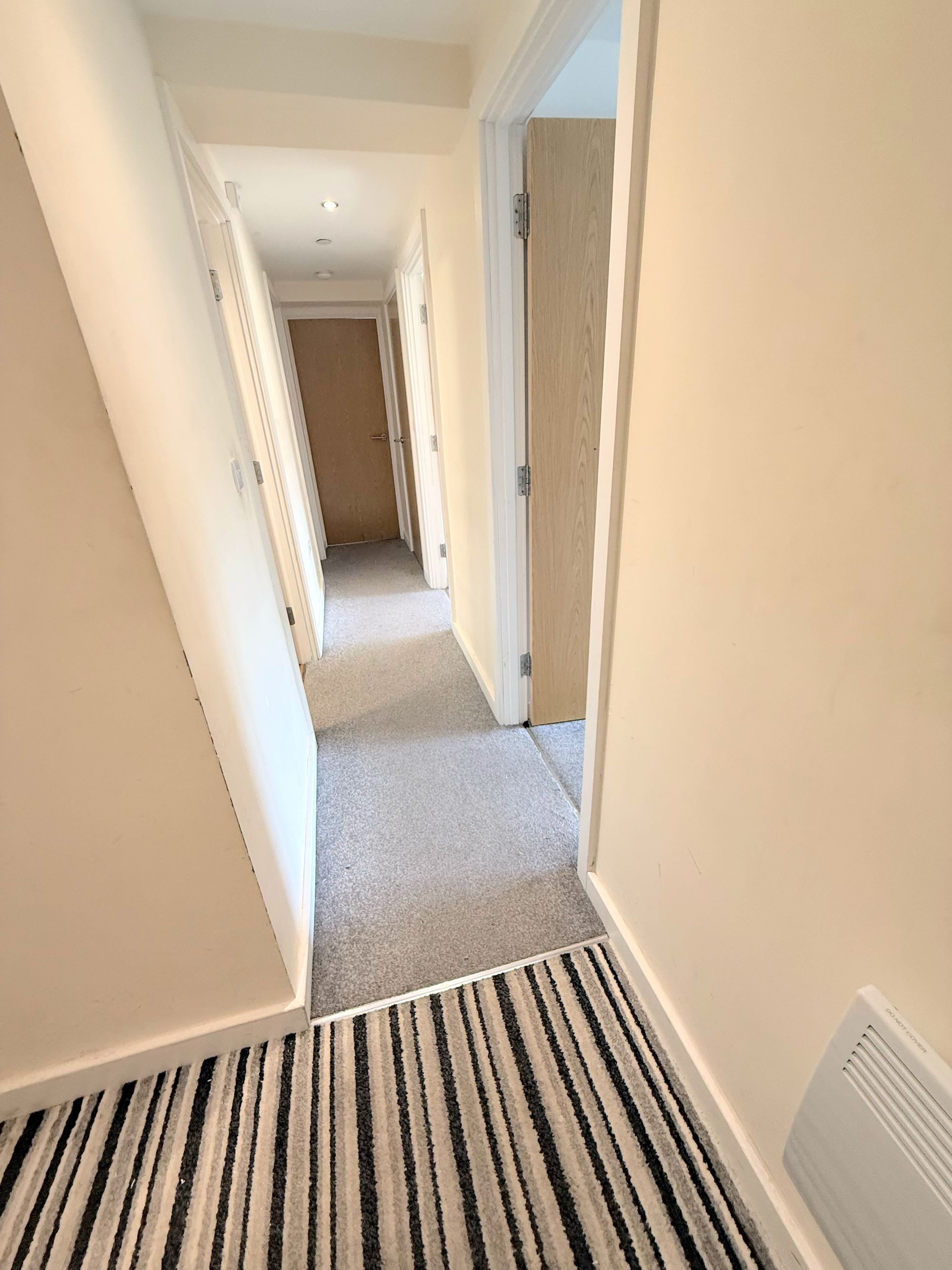2 bed flat to rent in Wheatley Court, Halifax  - Property Image 6
