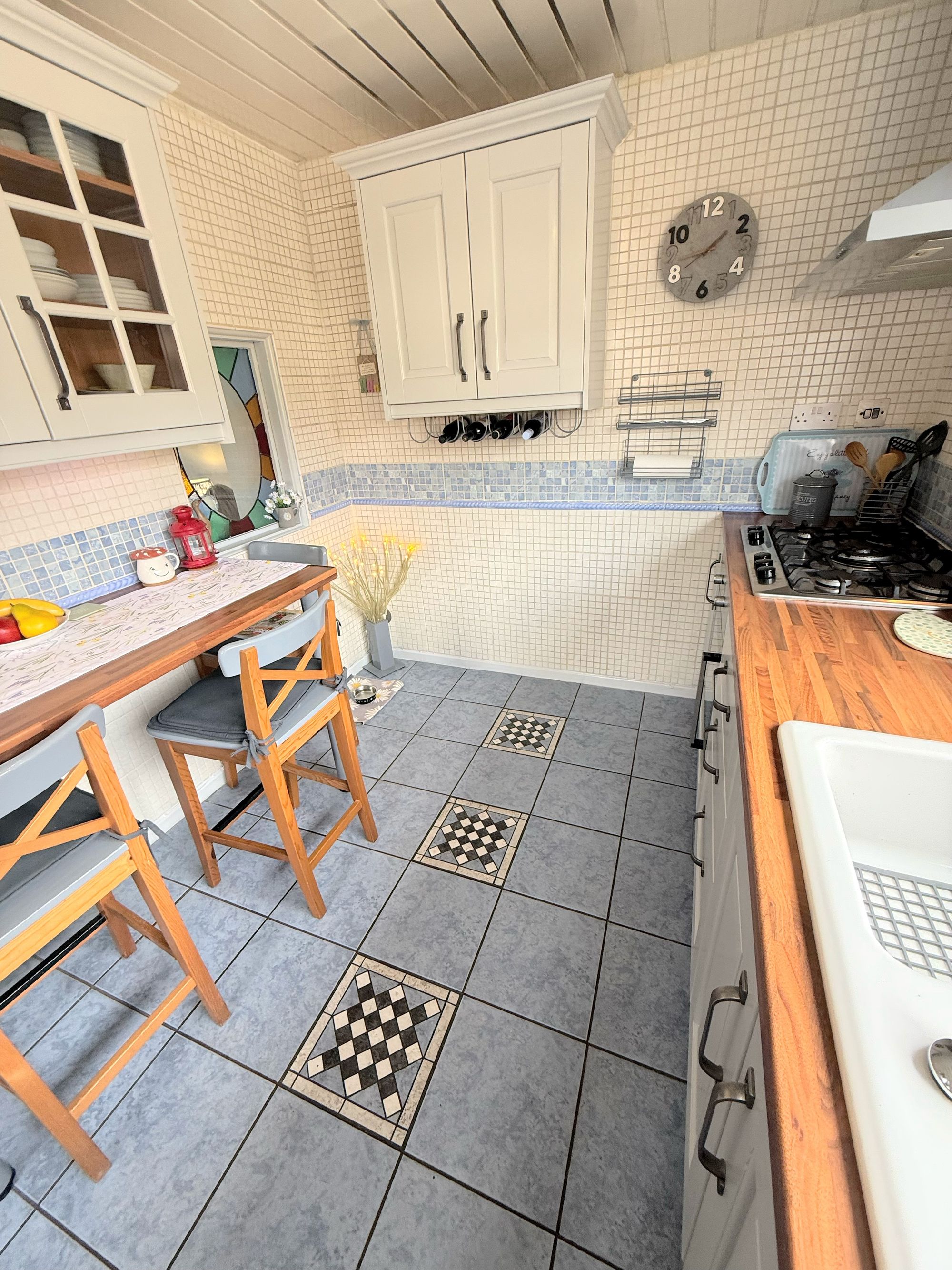 4 bed end of terrace house for sale in Moor Bottom Road, Halifax 12