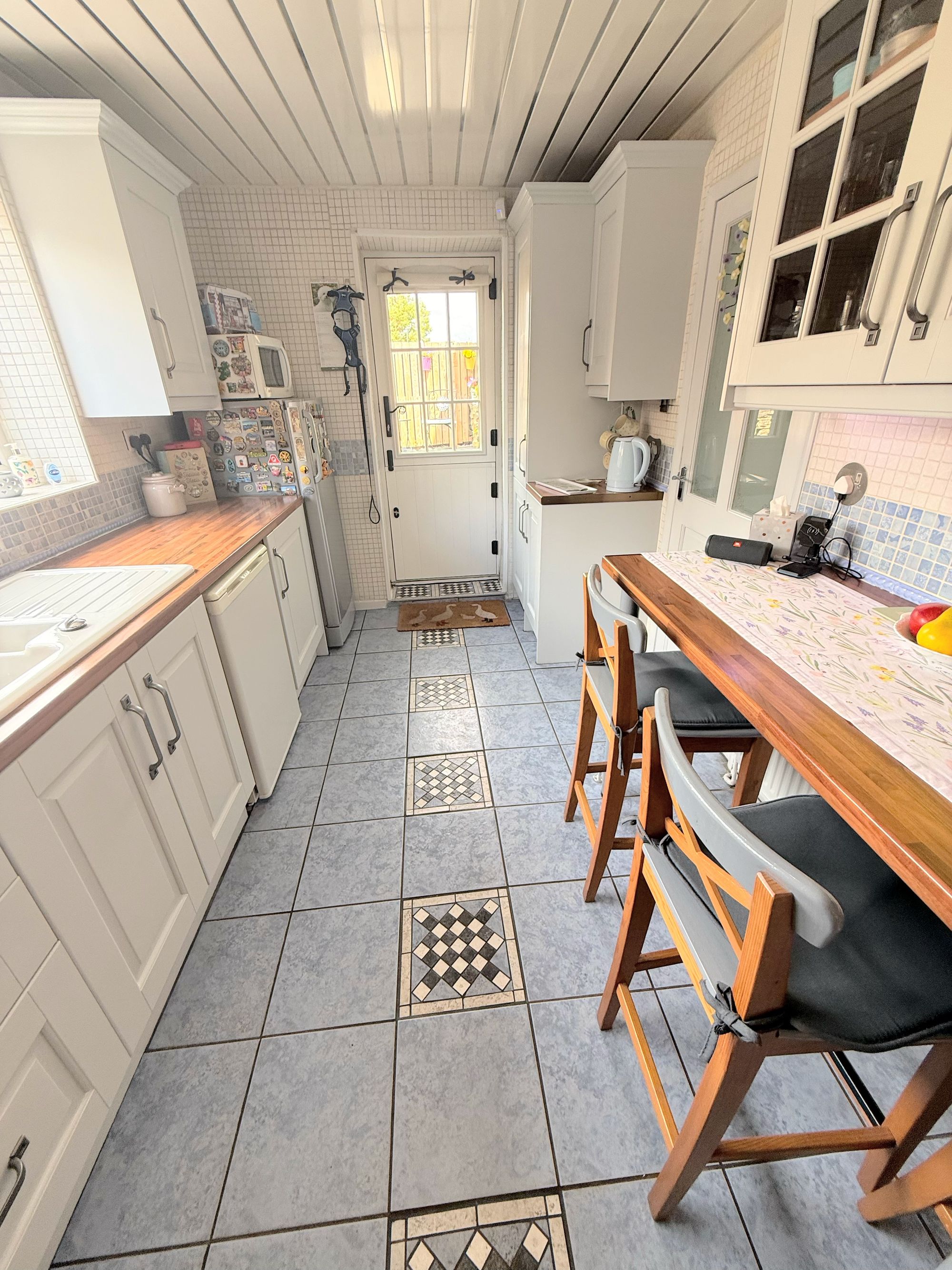 4 bed end of terrace house for sale in Moor Bottom Road, Halifax 13