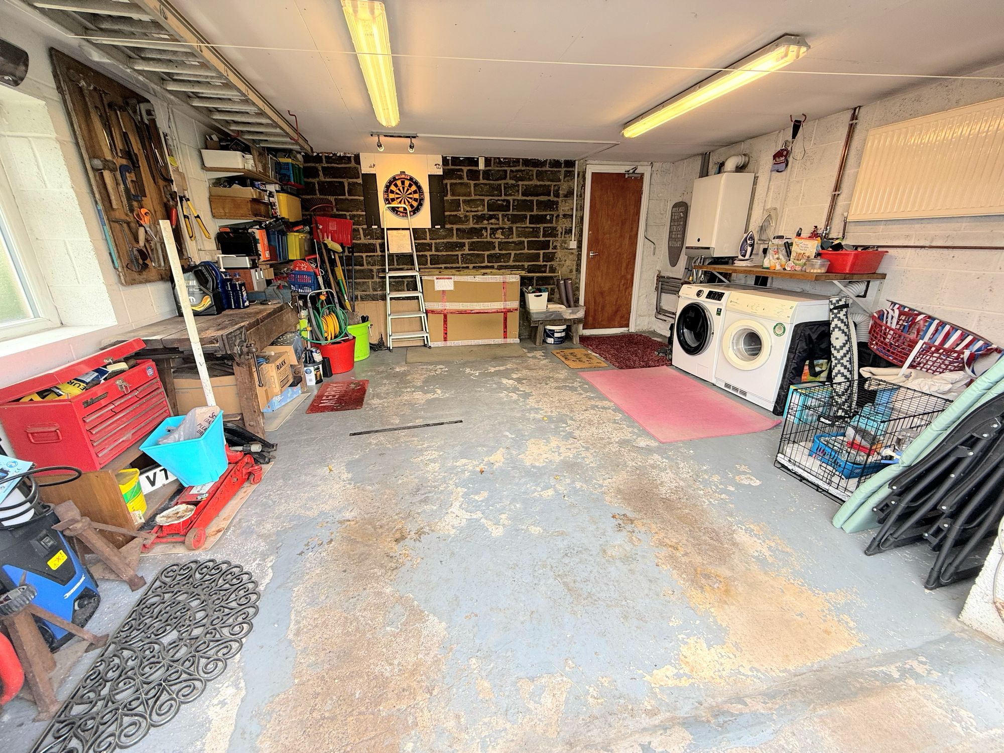 4 bed end of terrace house for sale in Moor Bottom Road, Halifax  - Property Image 32