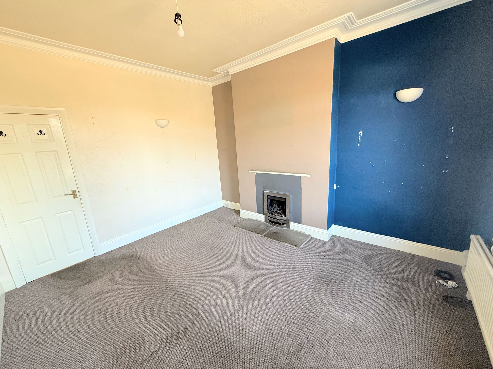 2 bed terraced house for sale in Bairstow Lane, Sowerby Bridge  - Property Image 2