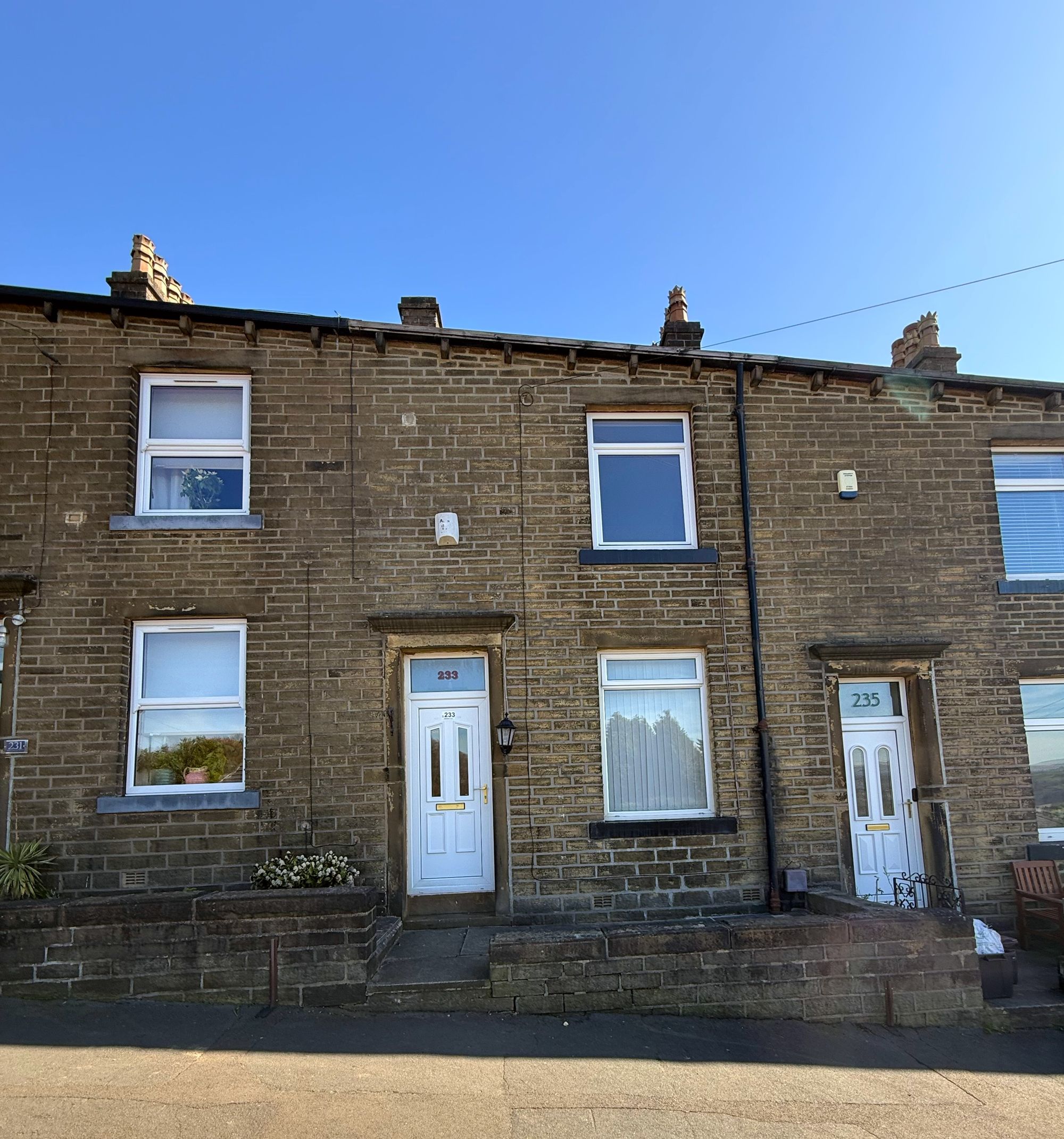2 bed terraced house for sale in Bairstow Lane, Sowerby Bridge - Property Image 1