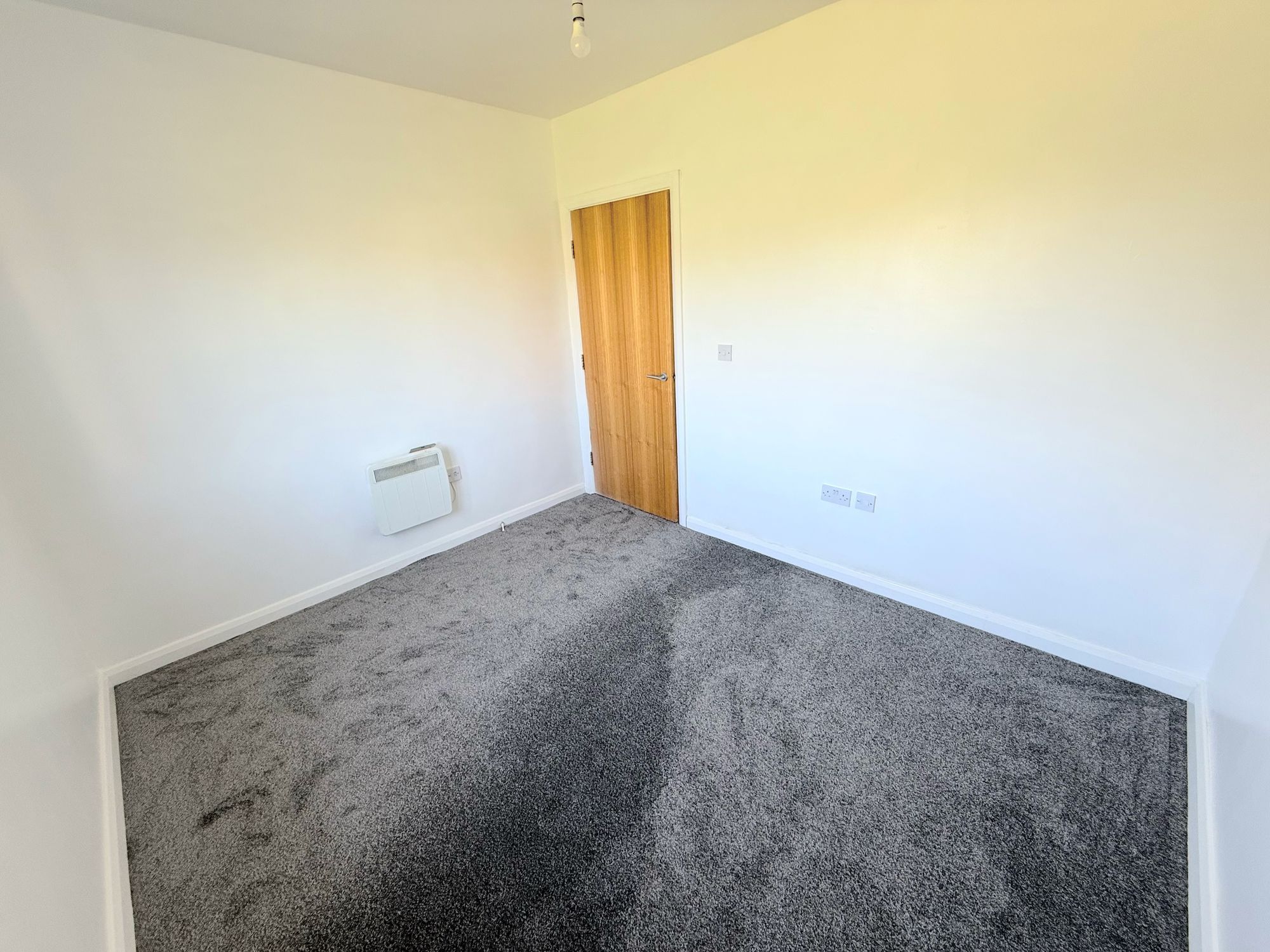 2 bed flat to rent in Mount Terrace, Halifax  - Property Image 13